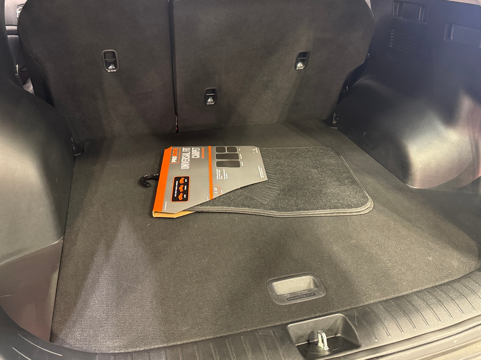 Thumbnail: 2023 Kia Sportage - 6