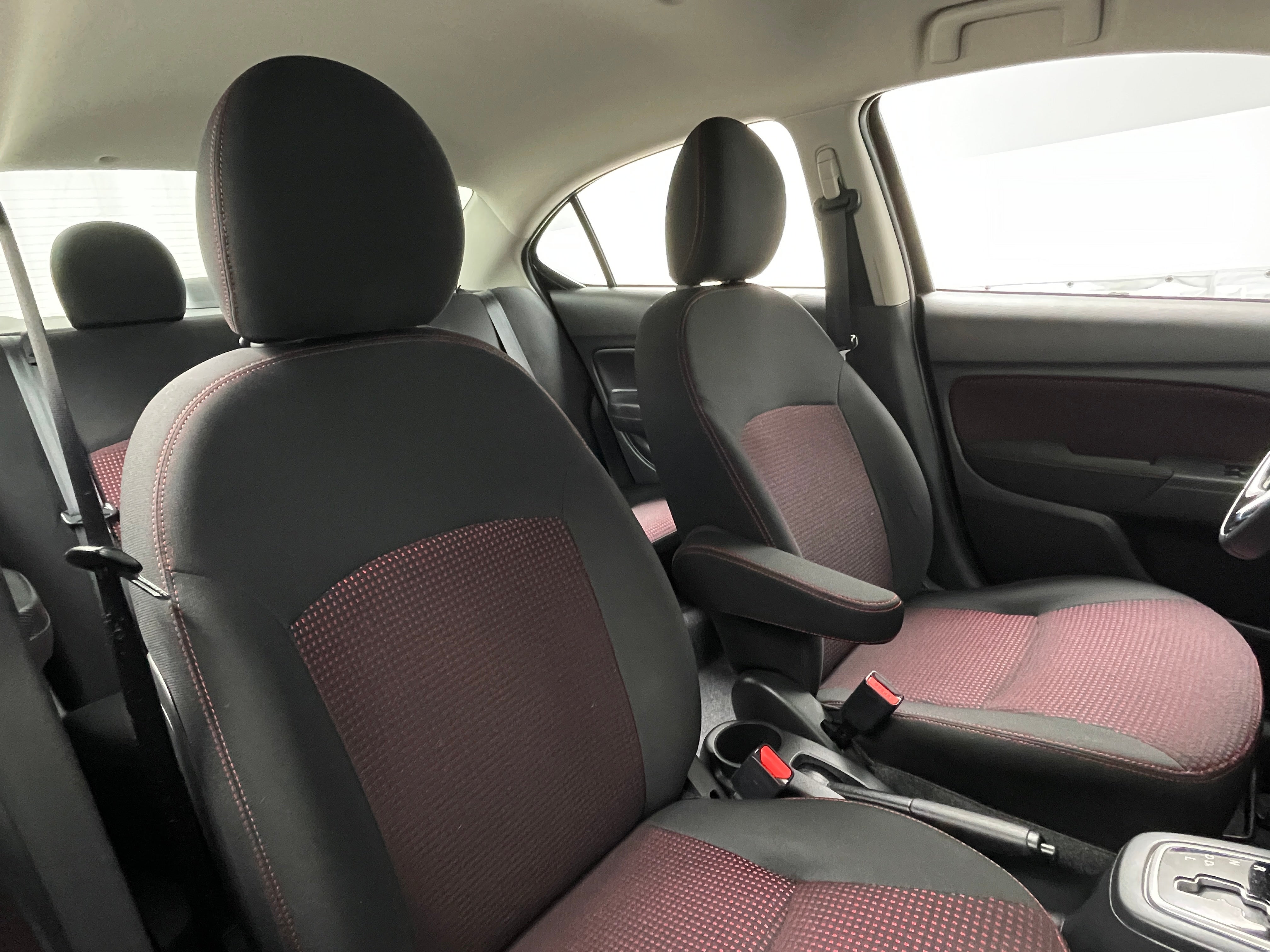 2024 Mitsubishi Mirage G4