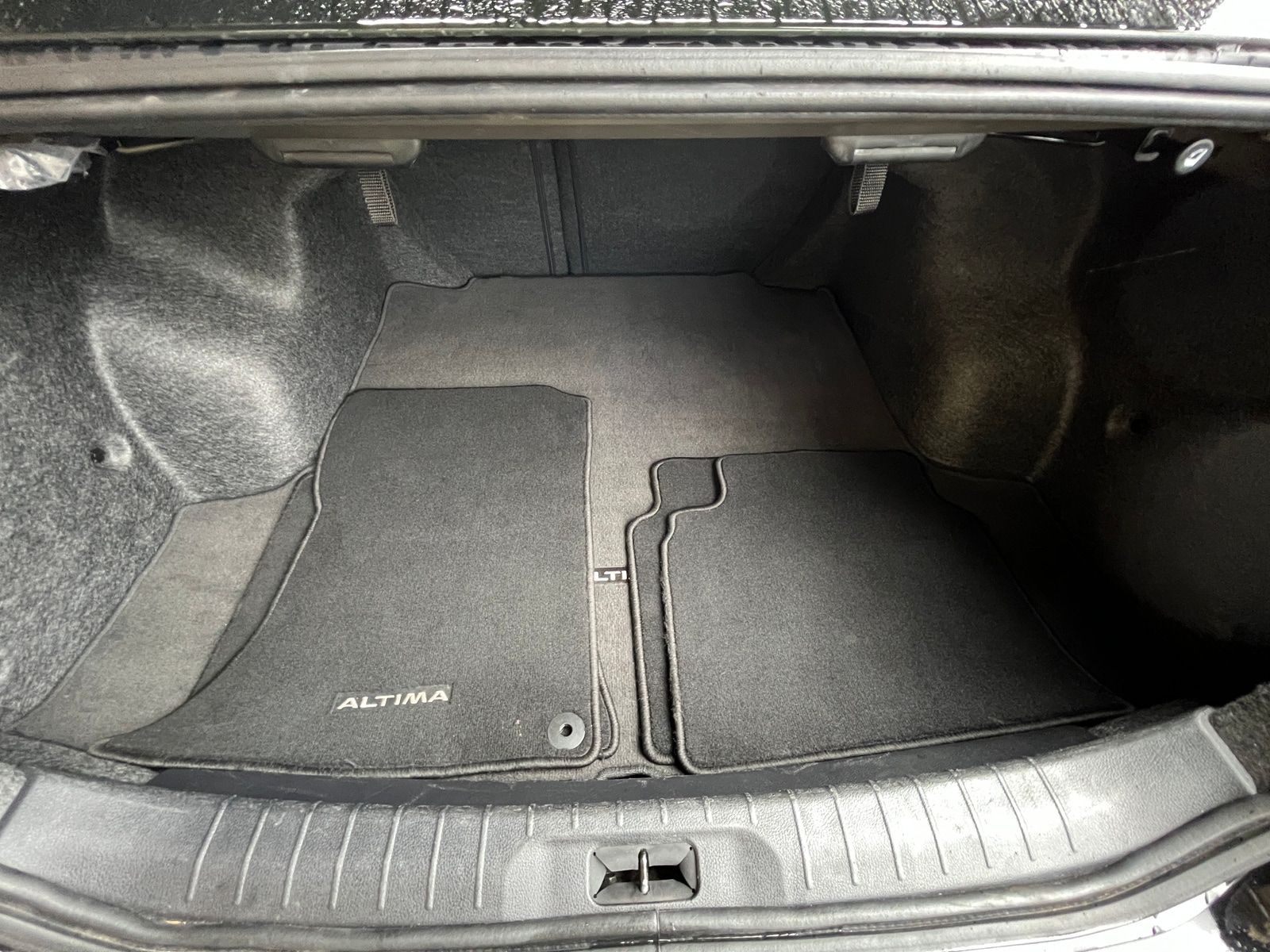 Thumbnail: 2025 Nissan Altima - 6