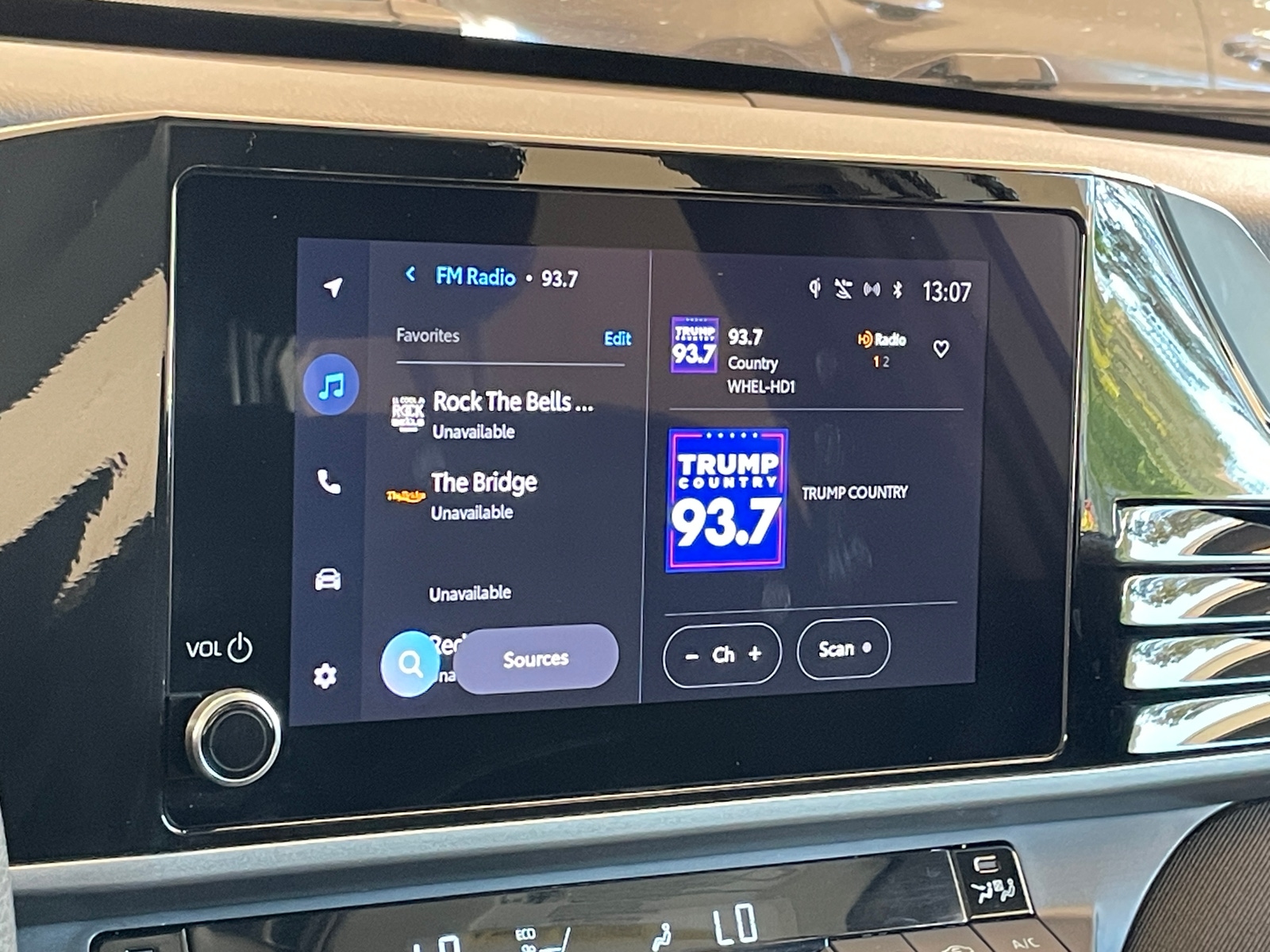 Thumbnail: 2025 Toyota Camry - 4