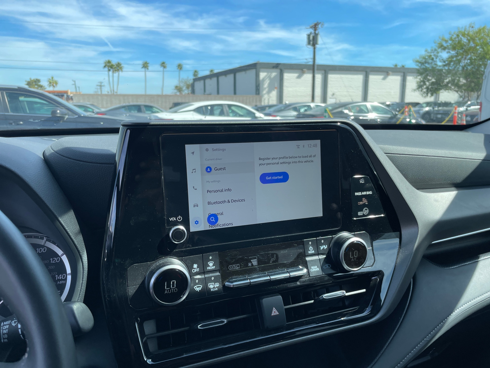 Thumbnail: 2025 Toyota Highlander - 4