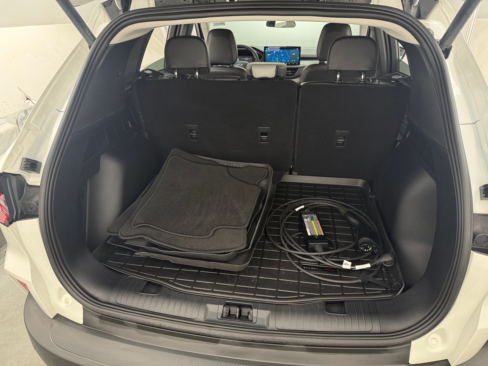 Thumbnail: 2025 Ford Escape - 6