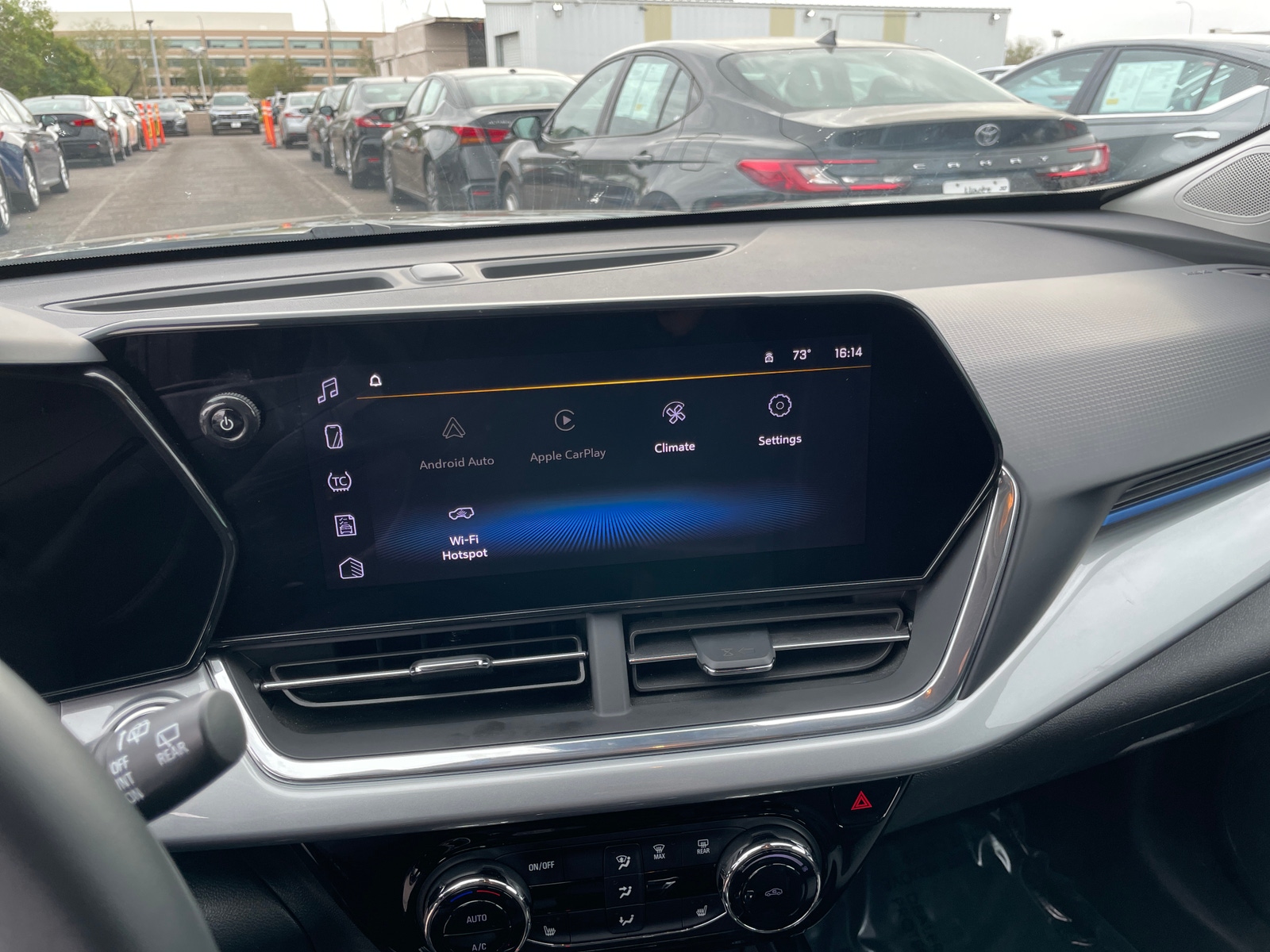 Thumbnail: 2025 Chevrolet Trax - 4