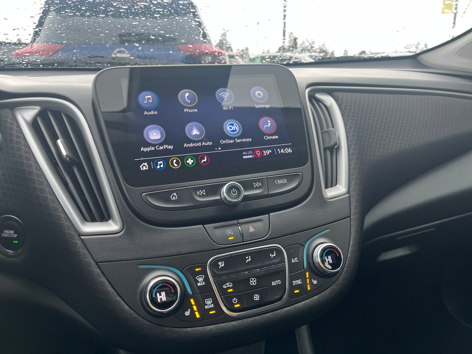 Thumbnail: 2024 Chevrolet Malibu - 4