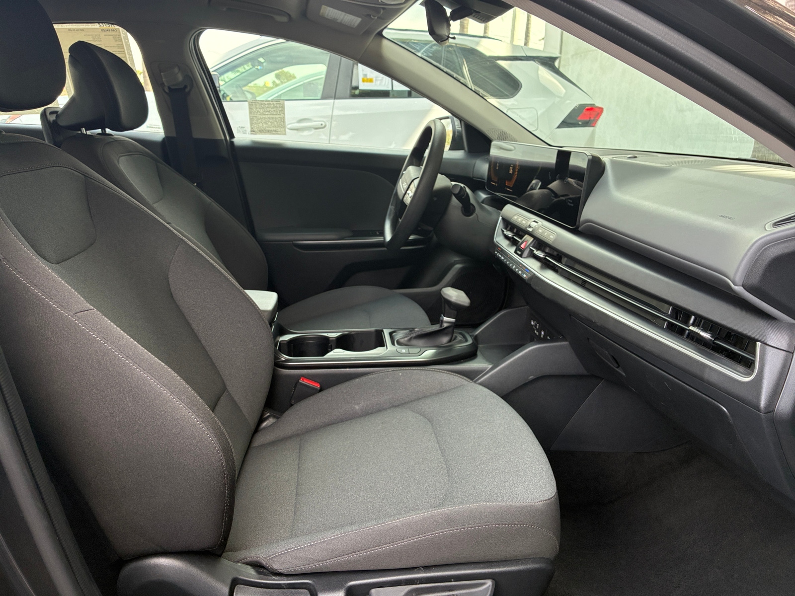 Thumbnail: 2025 Kia K4 - 2