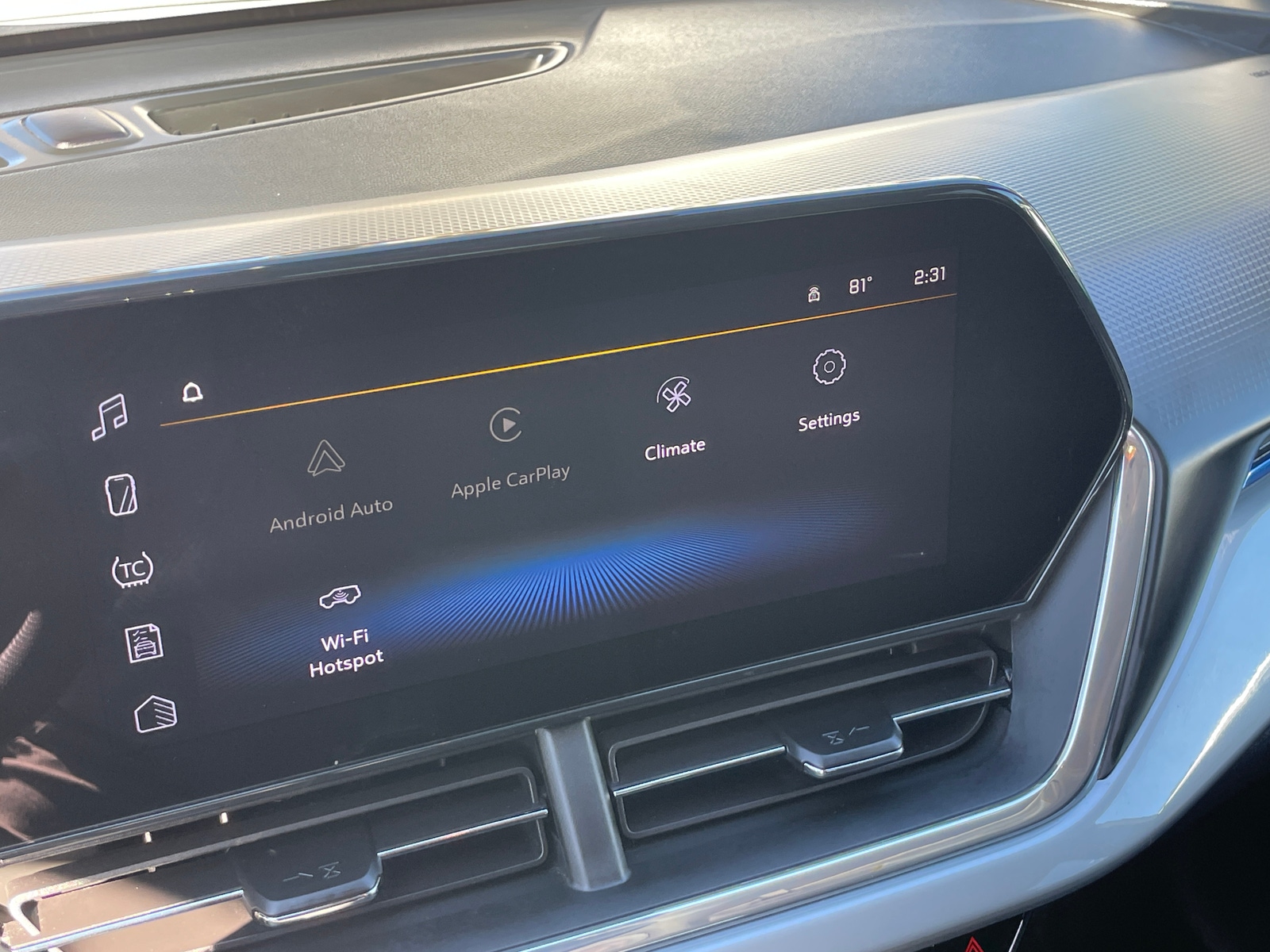 Thumbnail: 2025 Chevrolet Trax - 4