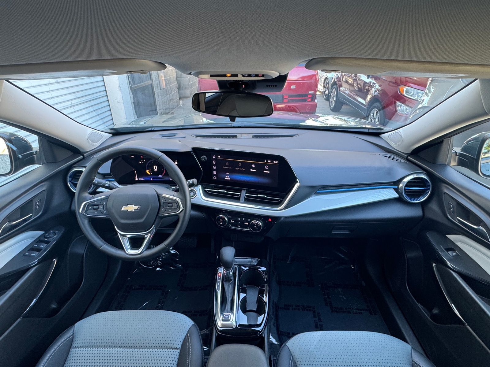 Thumbnail: 2025 Chevrolet Trax - 3