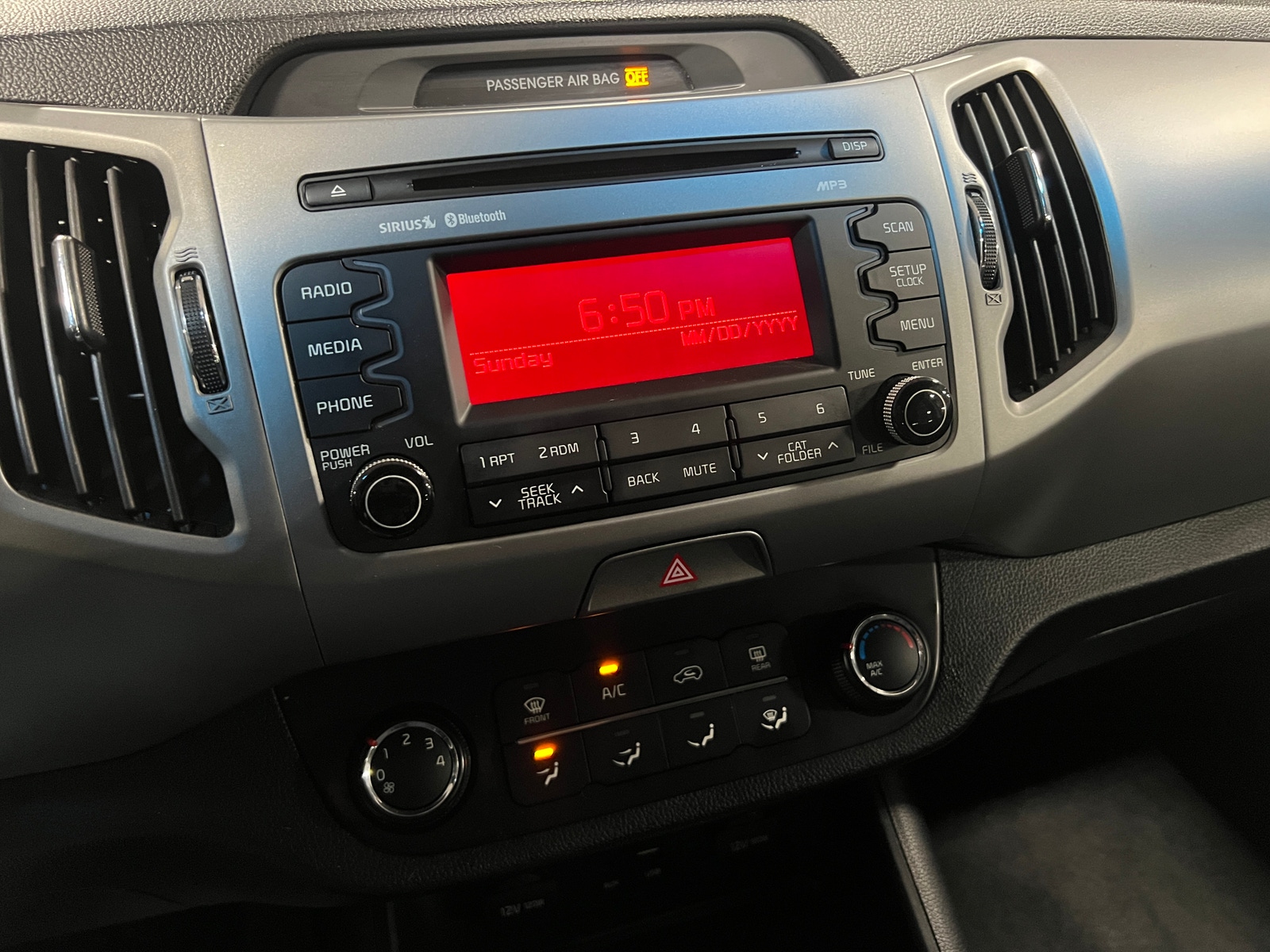 Thumbnail: 2015 Kia Sportage - 4