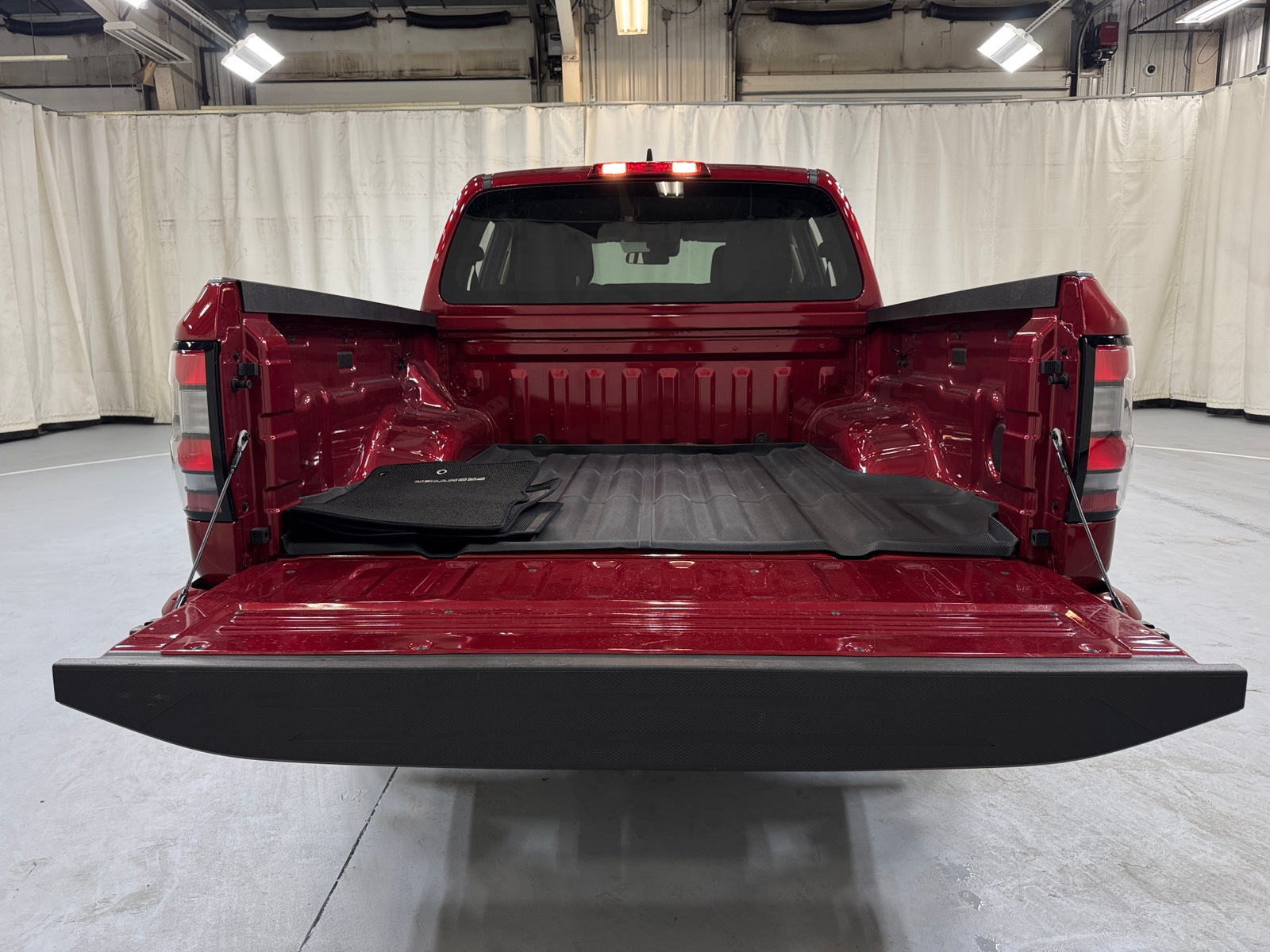 Thumbnail: 2025 Nissan Frontier - 7