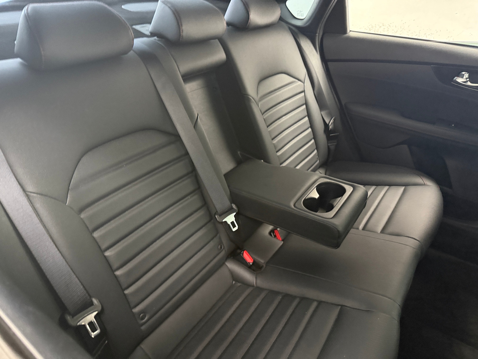 Thumbnail: 2022 Kia Forte - 5