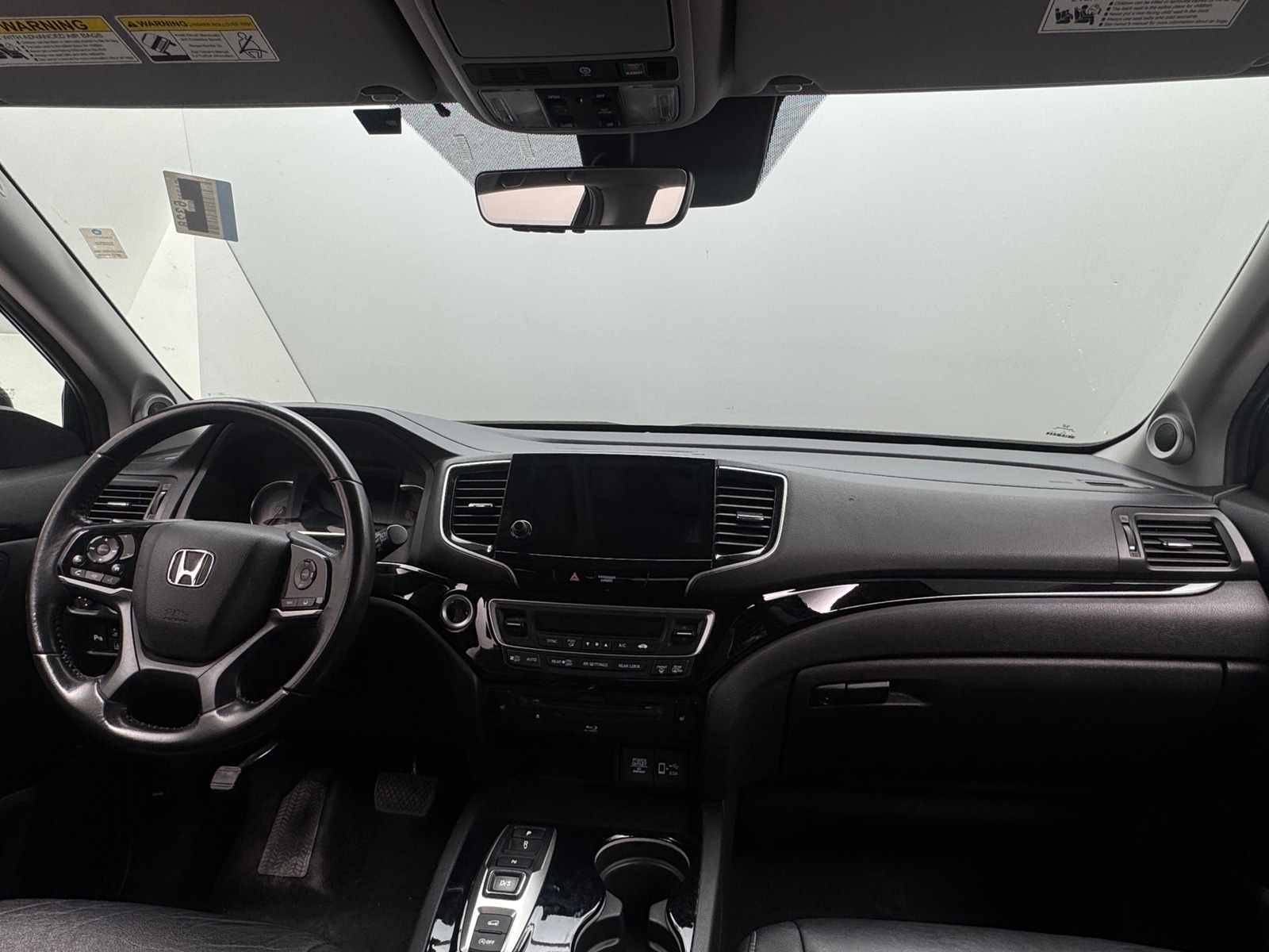 Thumbnail: 2019 Honda Pilot - 2