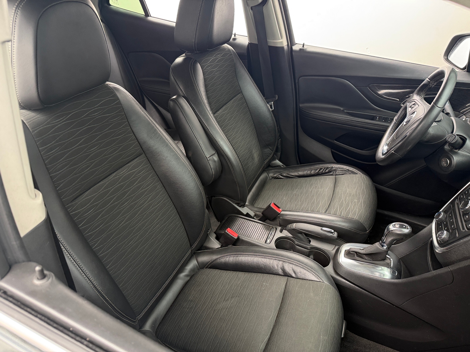 Thumbnail: 2016 Buick Encore - 2