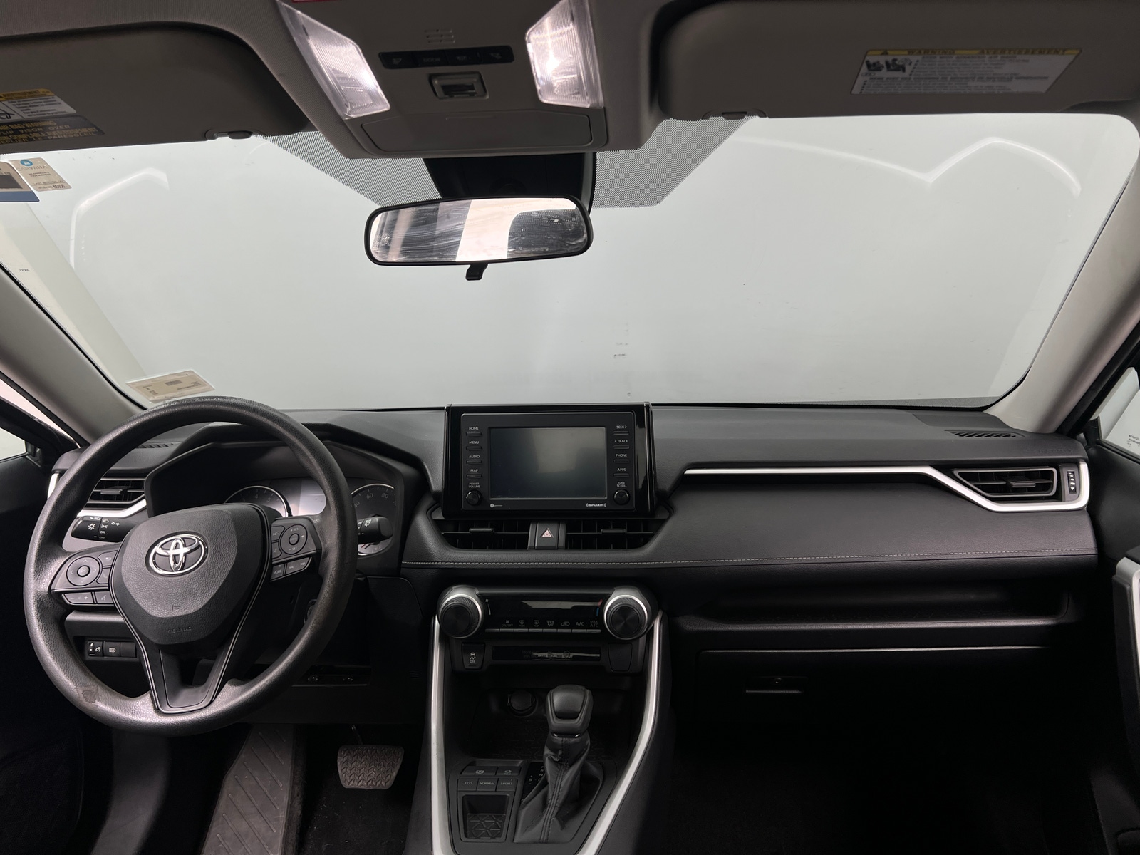 Thumbnail: 2022 Toyota RAV4 - 3