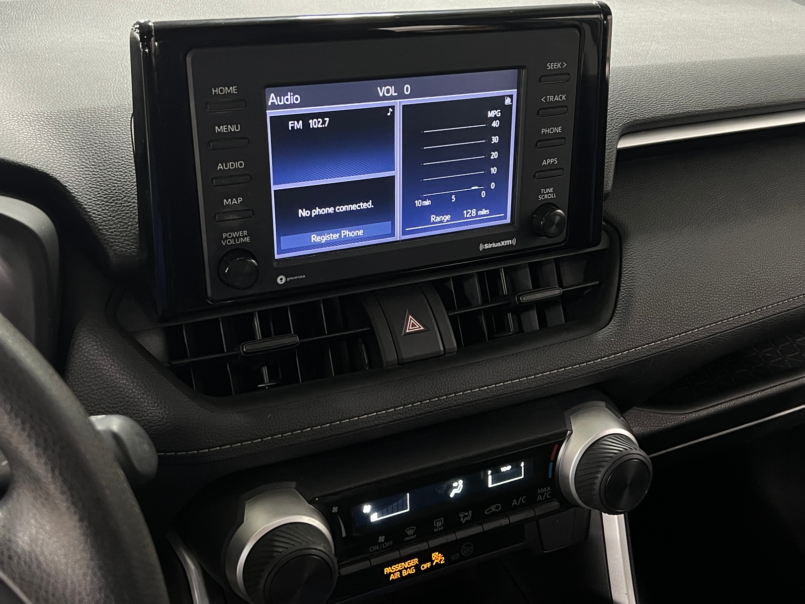 Thumbnail: 2022 Toyota RAV4 - 4