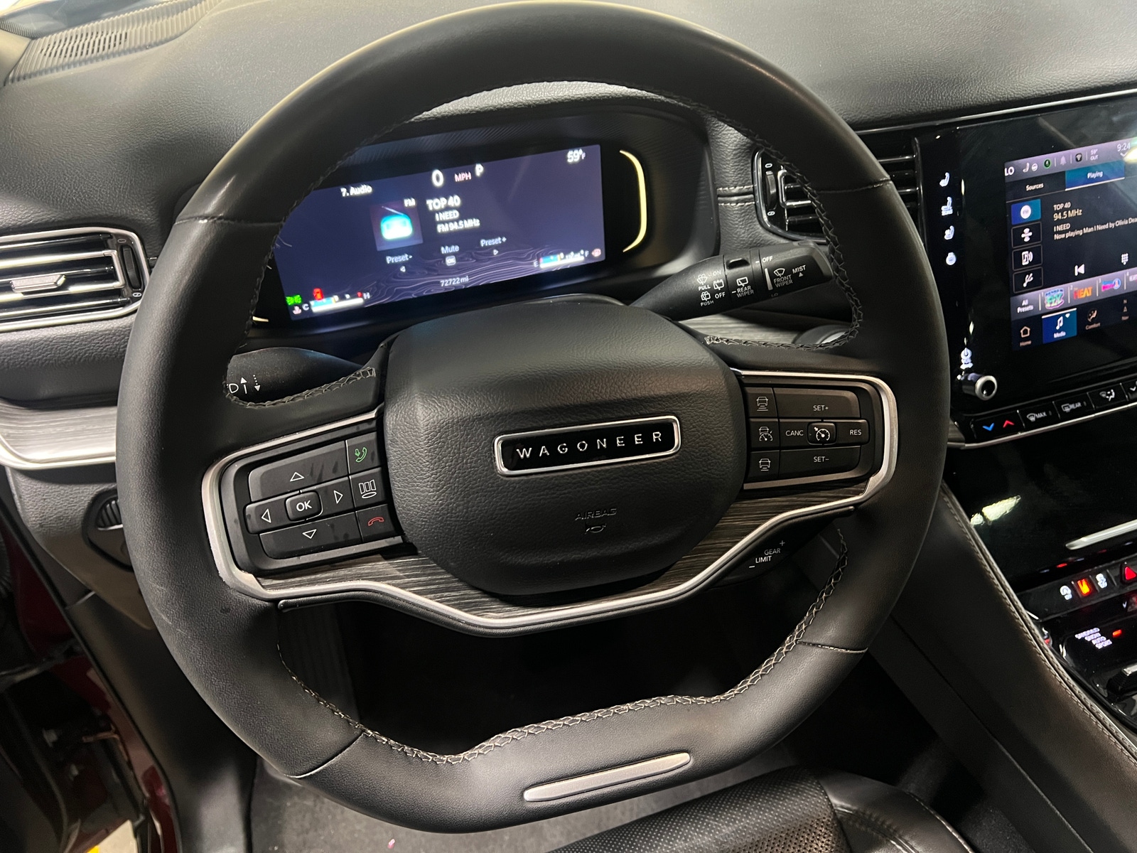 Thumbnail: 2024 Jeep Wagoneer - 4