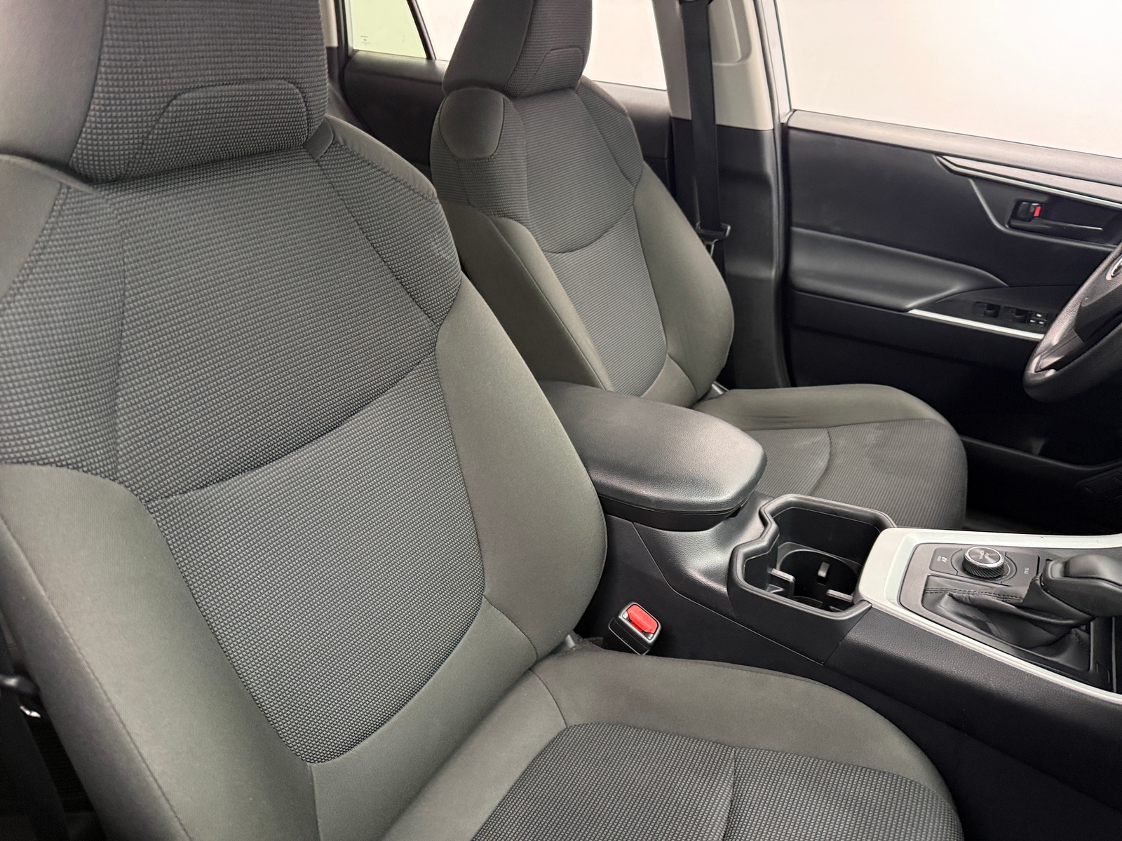 Thumbnail: 2025 Toyota RAV4 - 2