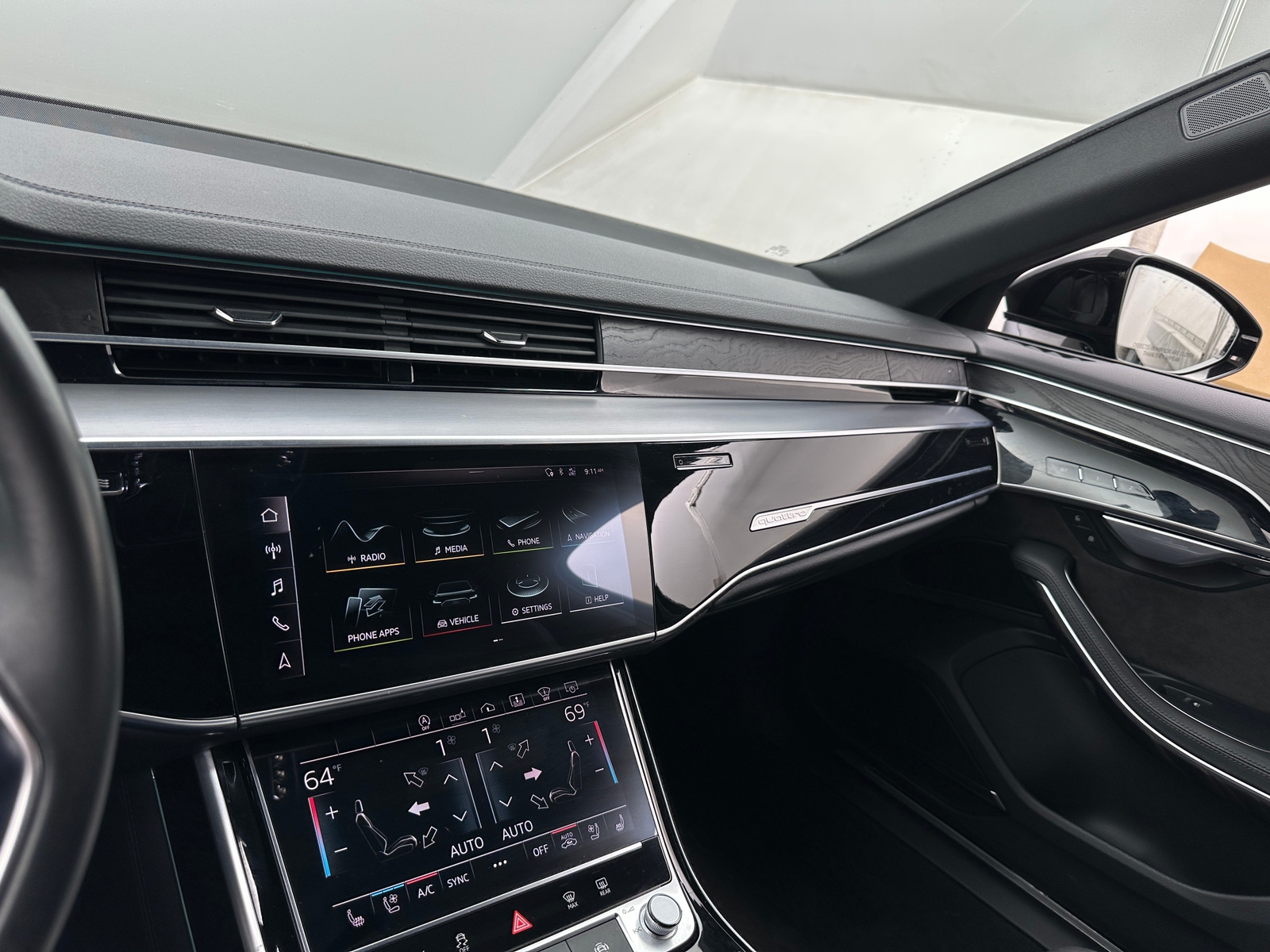 Thumbnail: 2020 Audi A8 - 3