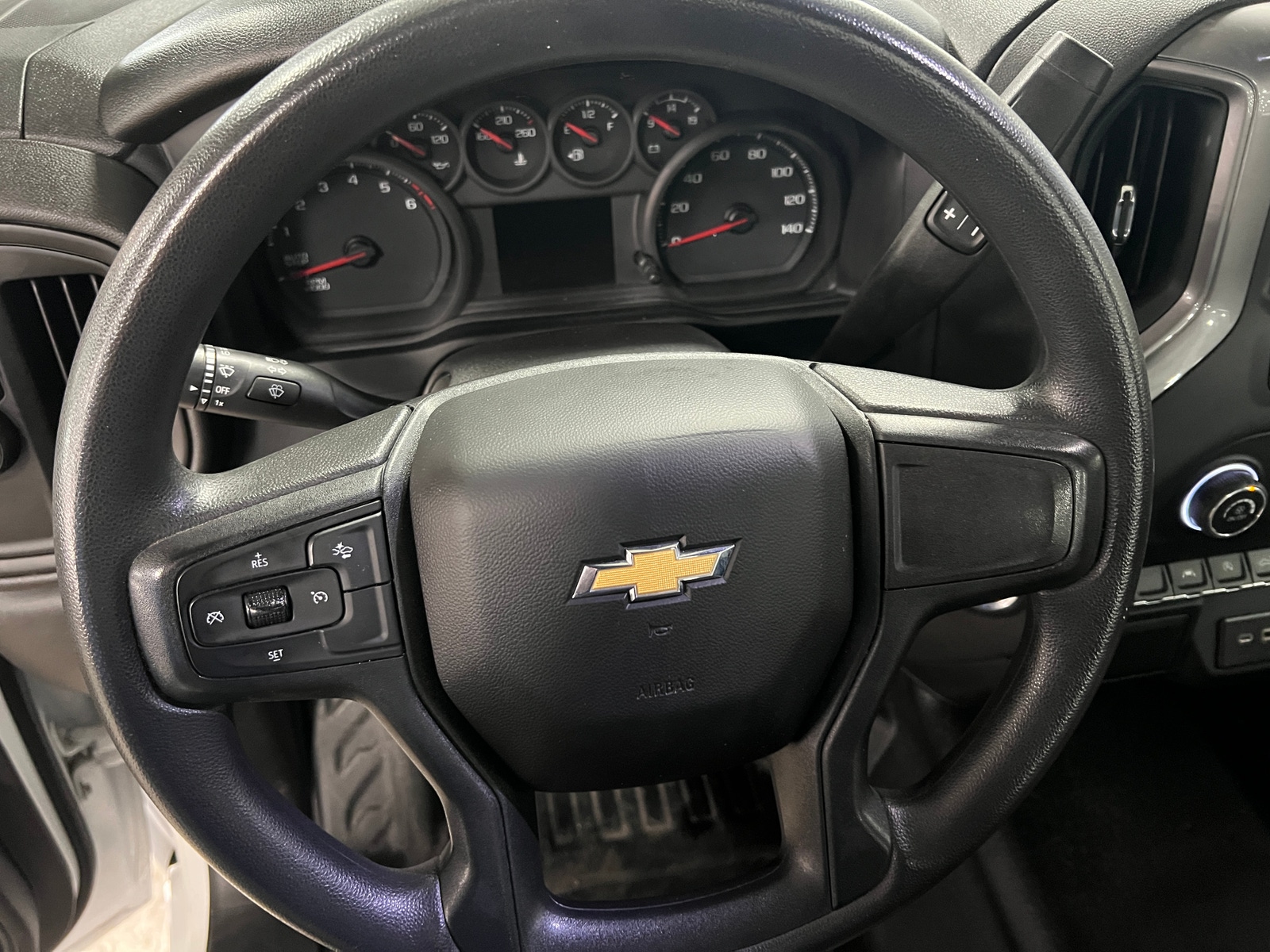 Thumbnail: 2022 Chevrolet Silverado 1500 - 5