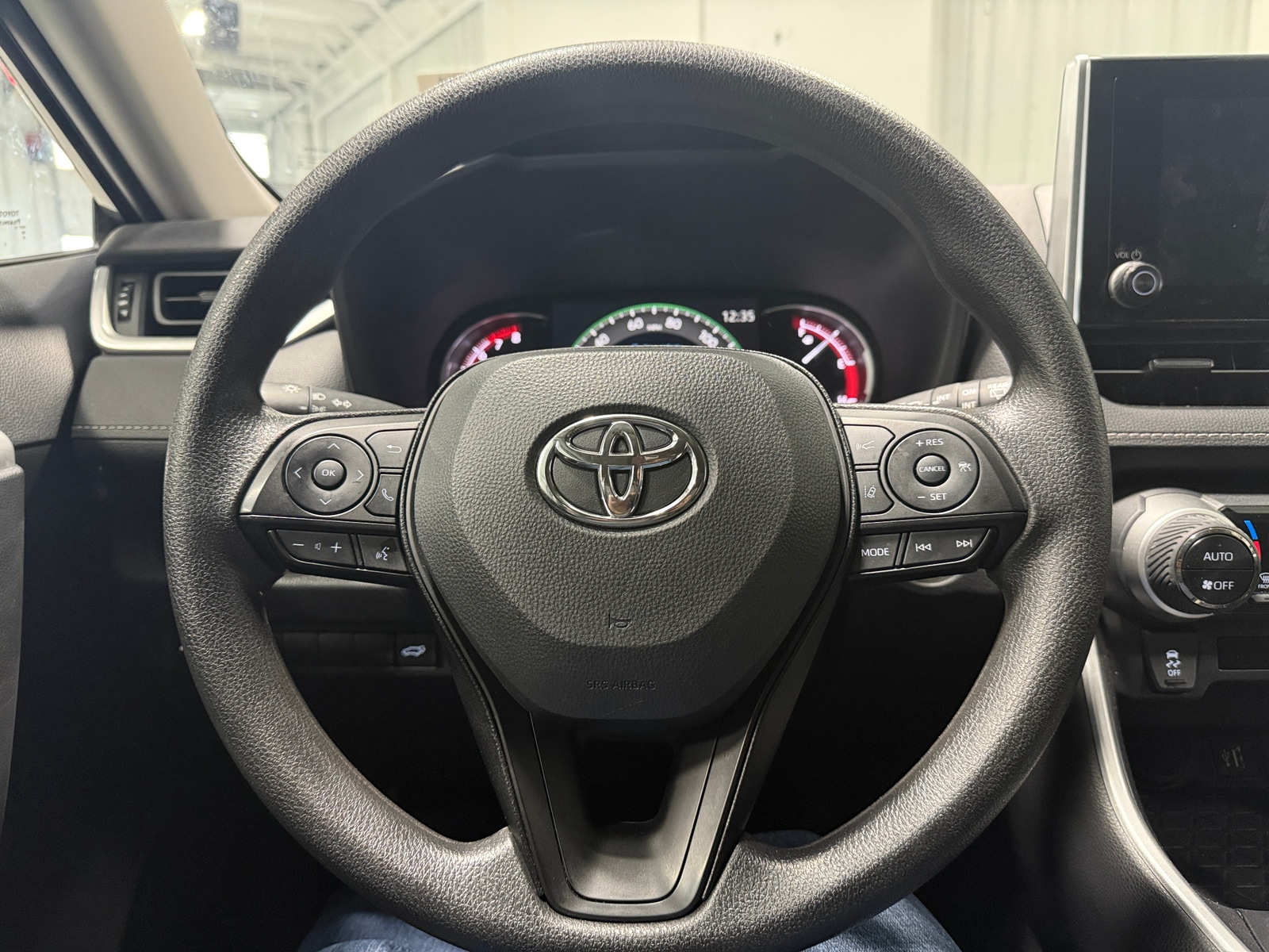 Thumbnail: 2025 Toyota RAV4 - 5