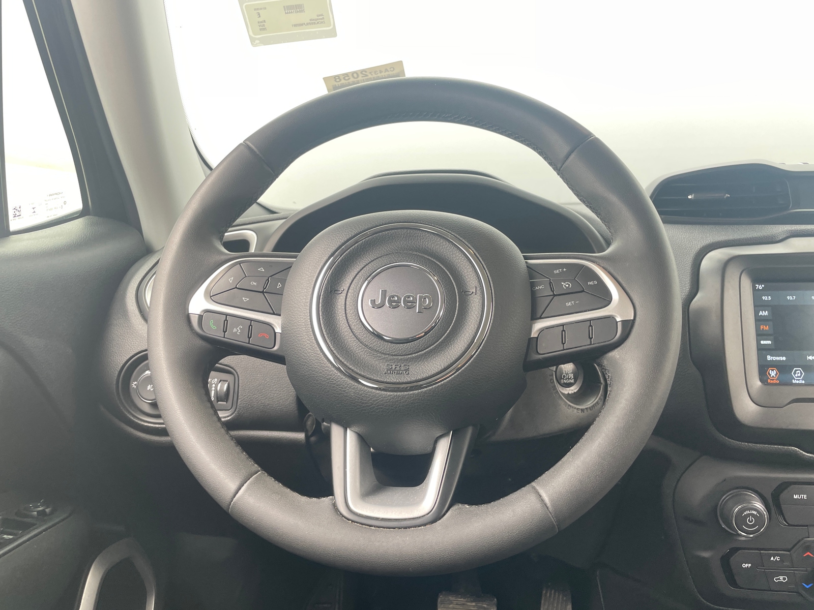 Thumbnail: 2020 Jeep Renegade - 5