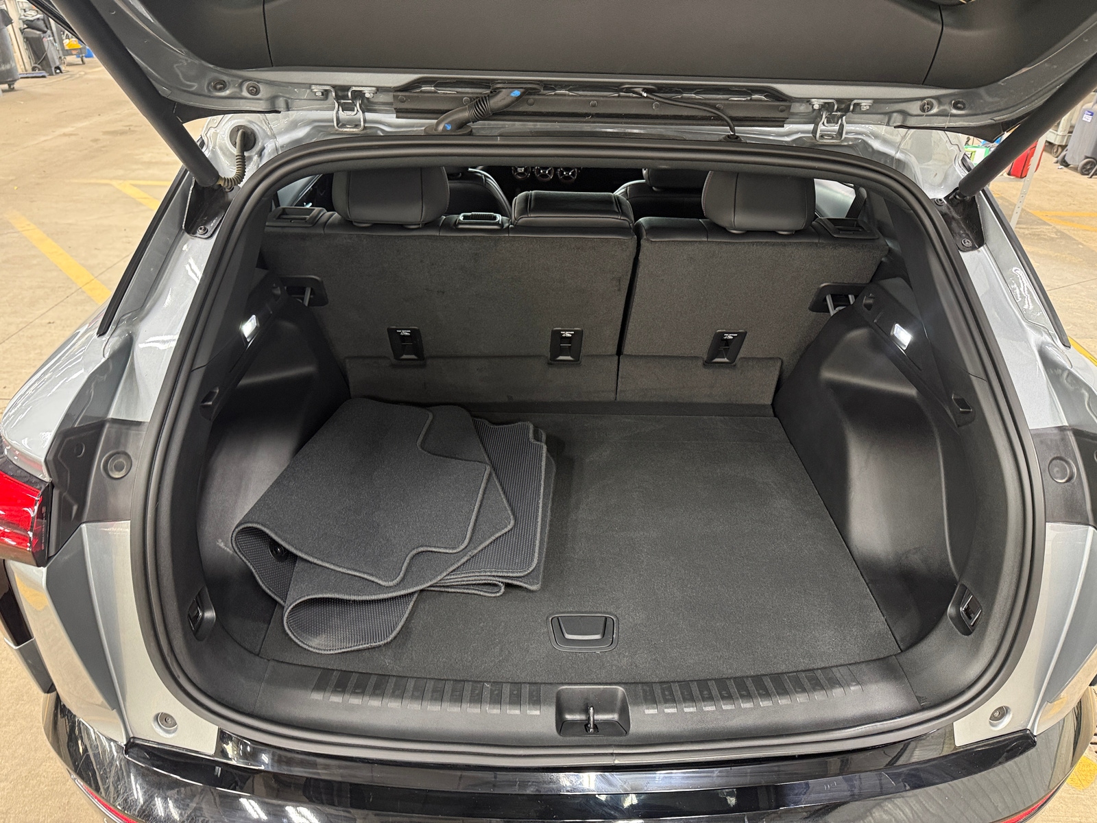 Thumbnail: 2025 Chevrolet Blazer EV - 7