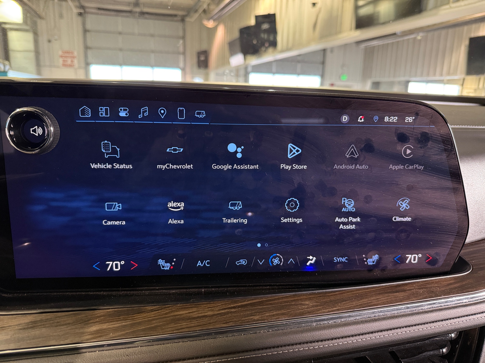 Thumbnail: 2025 Chevrolet Suburban - 3