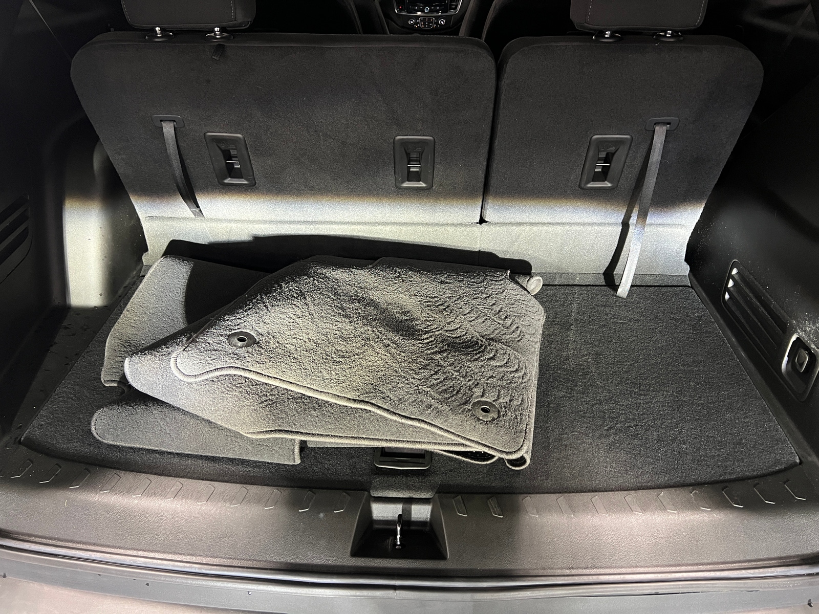 Thumbnail: 2023 Chevrolet Traverse - 7