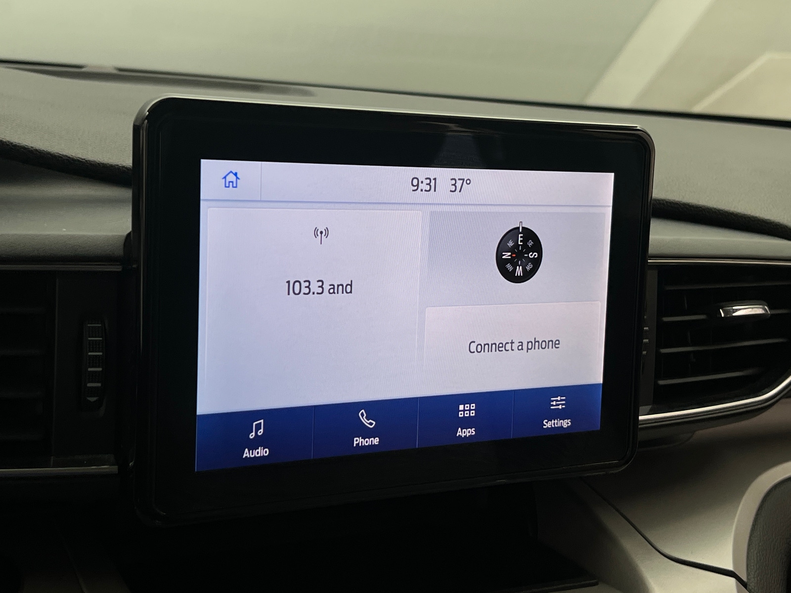 Thumbnail: 2023 Ford Explorer - 4