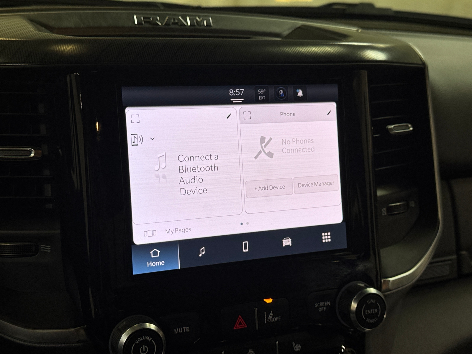 Thumbnail: 2025 RAM 1500 - 4