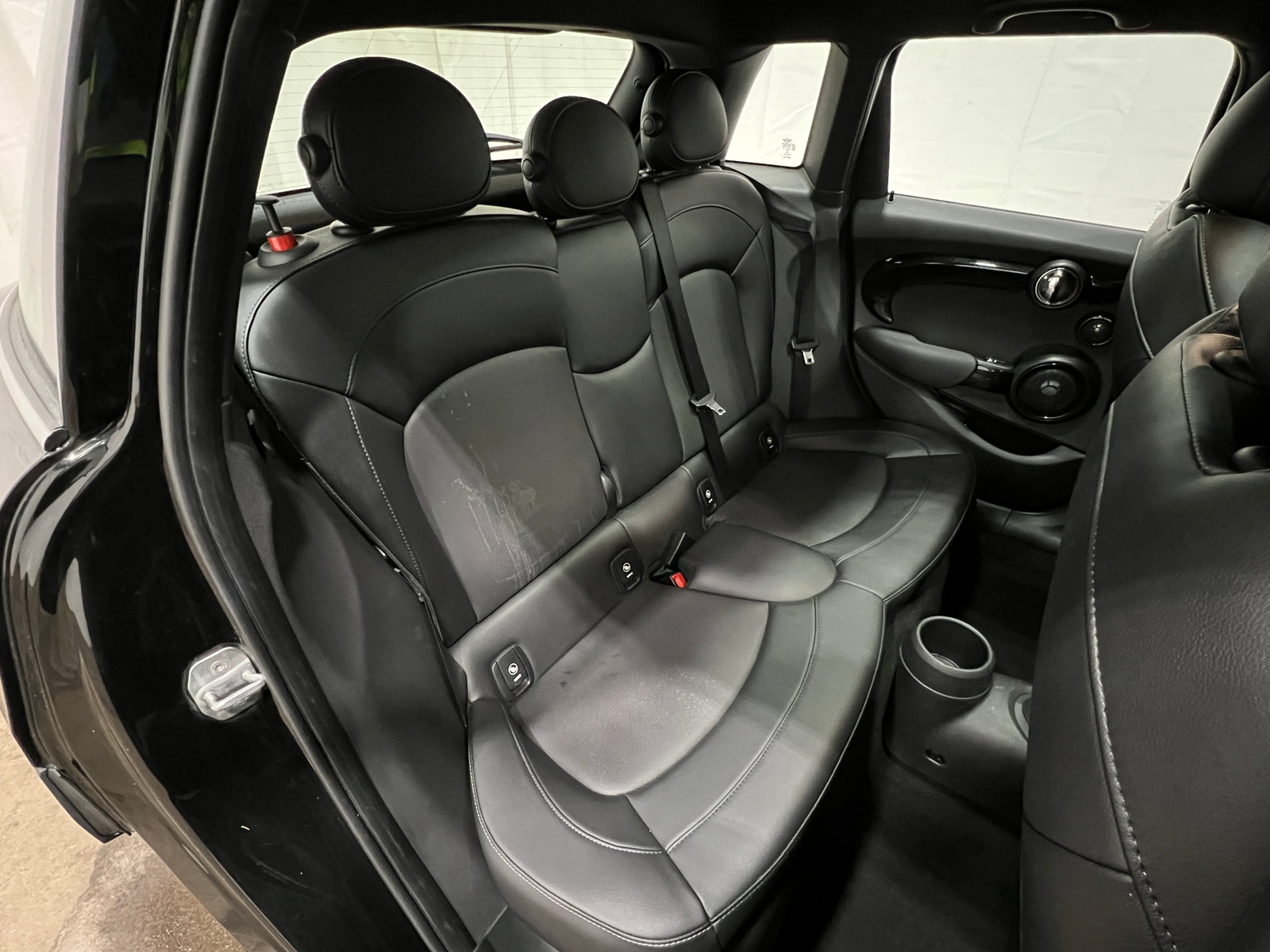 Thumbnail: 2016 MINI Cooper Hardtop - 5