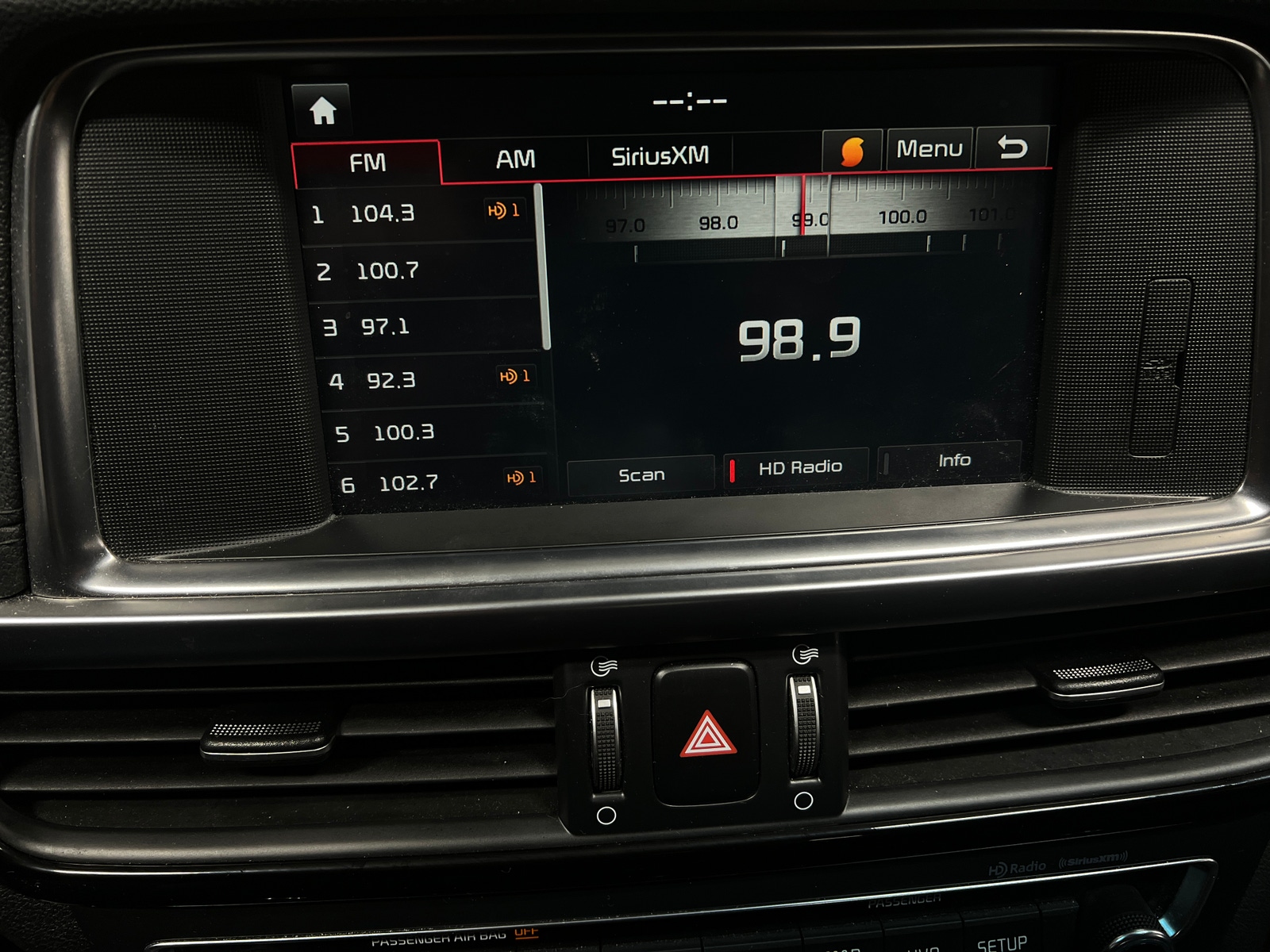 Thumbnail: 2017 Kia Optima - 3