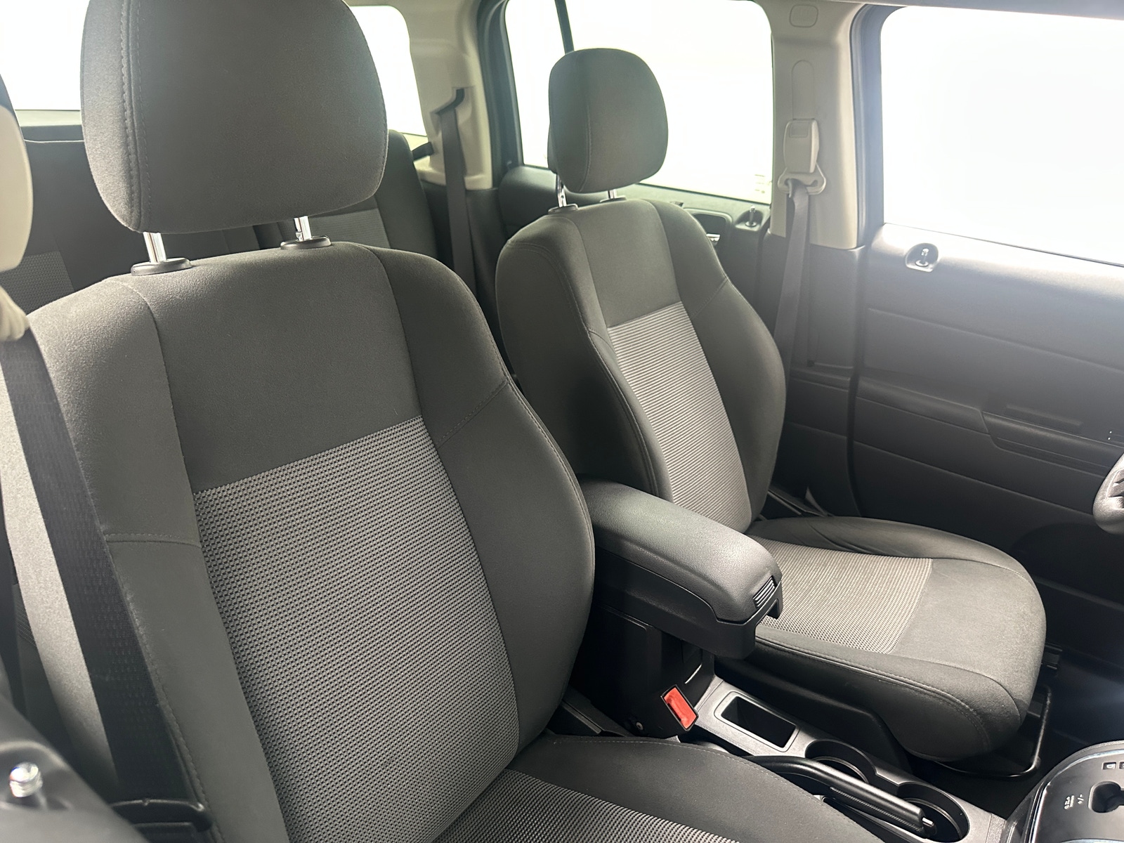 Thumbnail: 2016 Jeep Patriot - 2