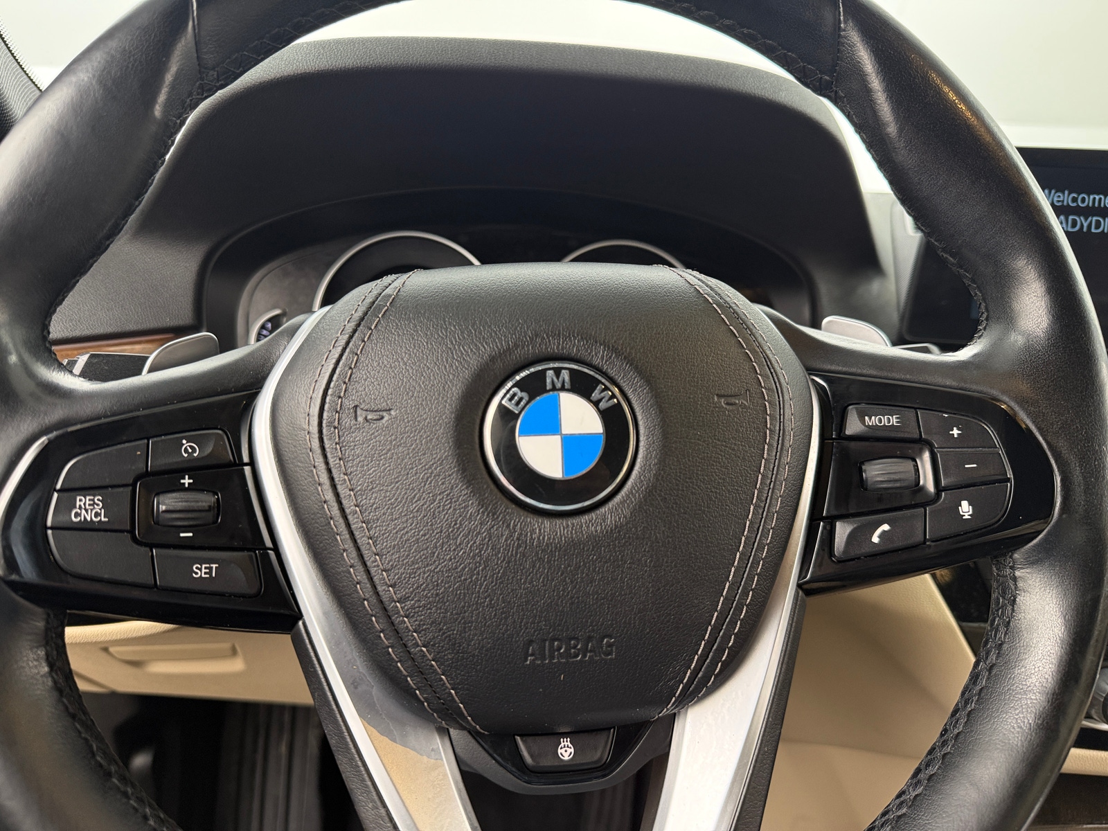 Thumbnail: 2017 BMW 5 Series - 4