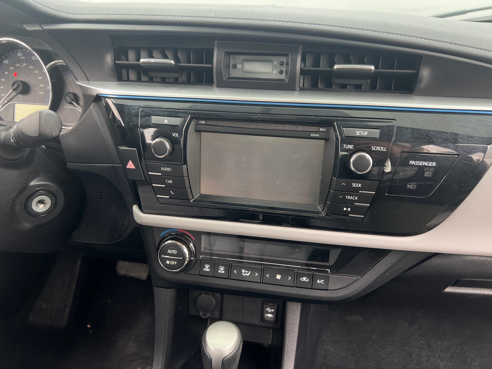 Thumbnail: 2014 Toyota Corolla - 4