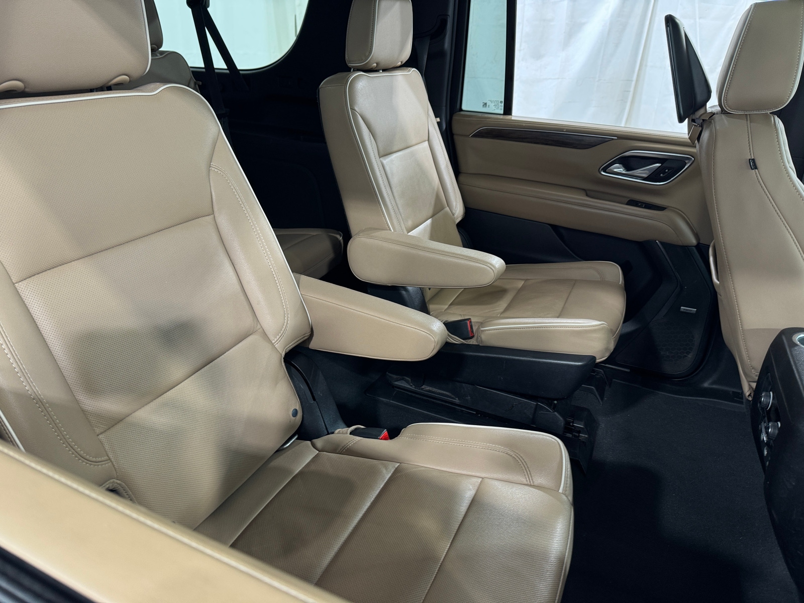 Thumbnail: 2021 Chevrolet Suburban - 5