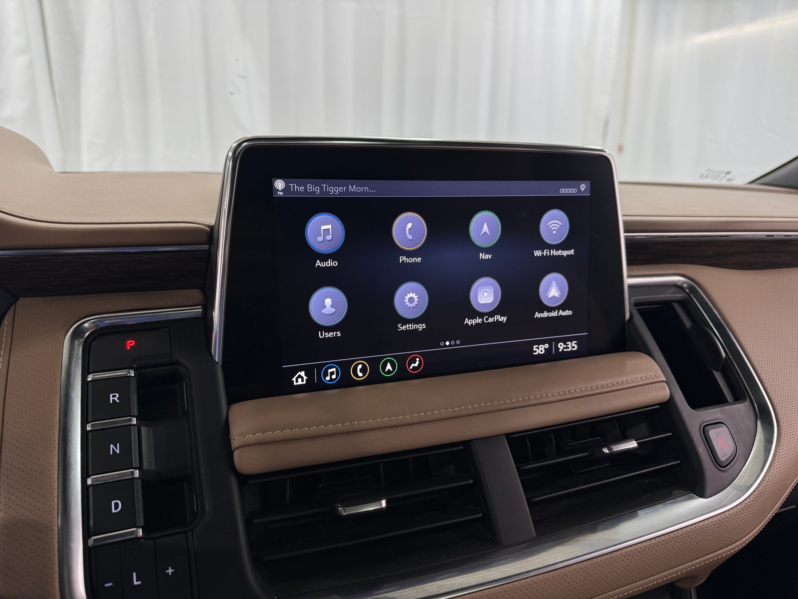 Thumbnail: 2021 Chevrolet Suburban - 3