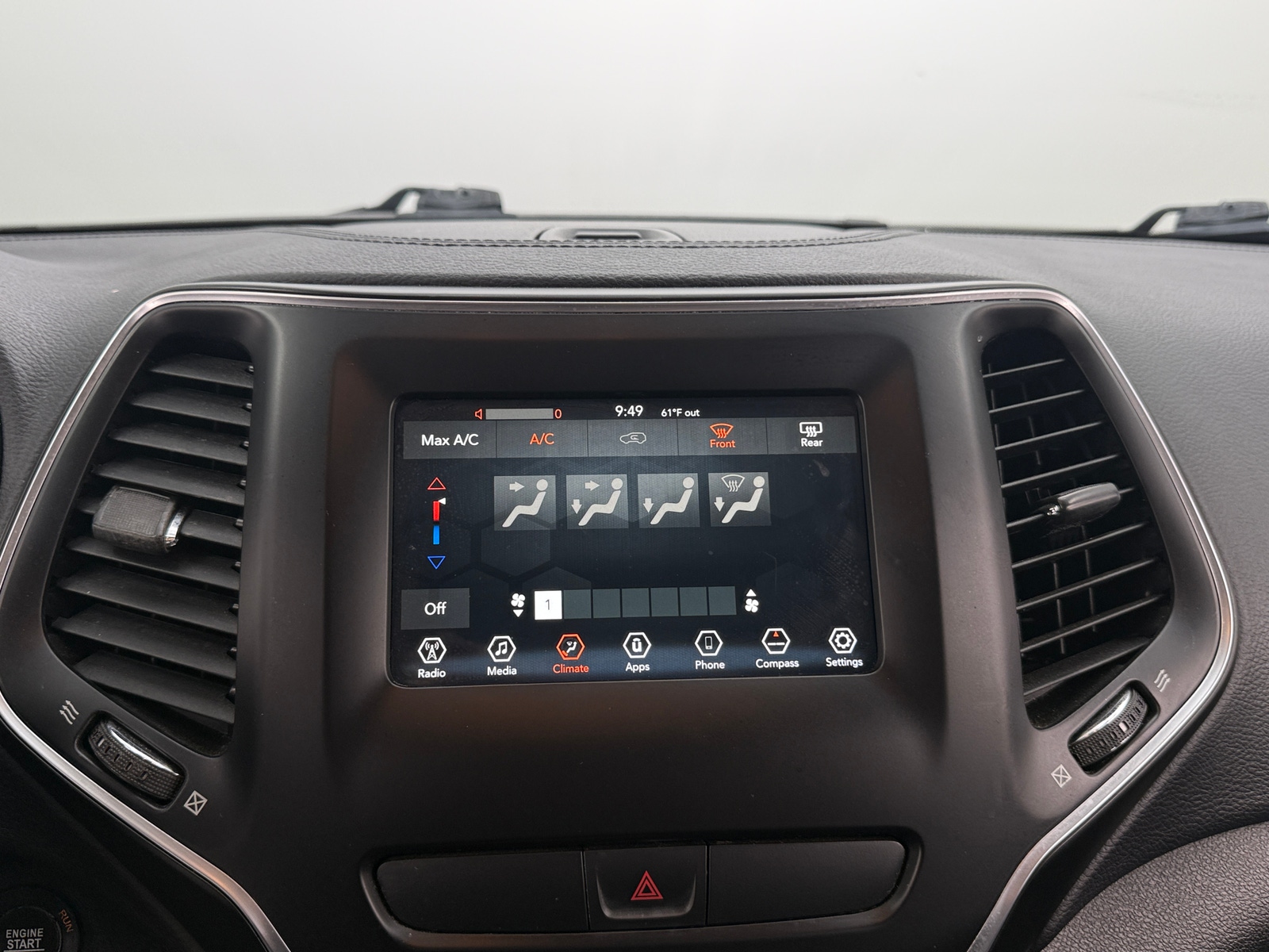 Thumbnail: 2019 Jeep Cherokee - 4