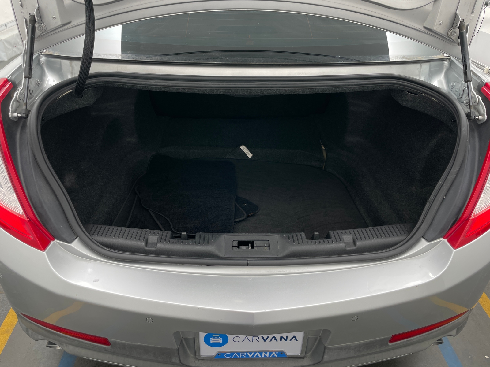 Thumbnail: 2013 Lincoln MKS - 6