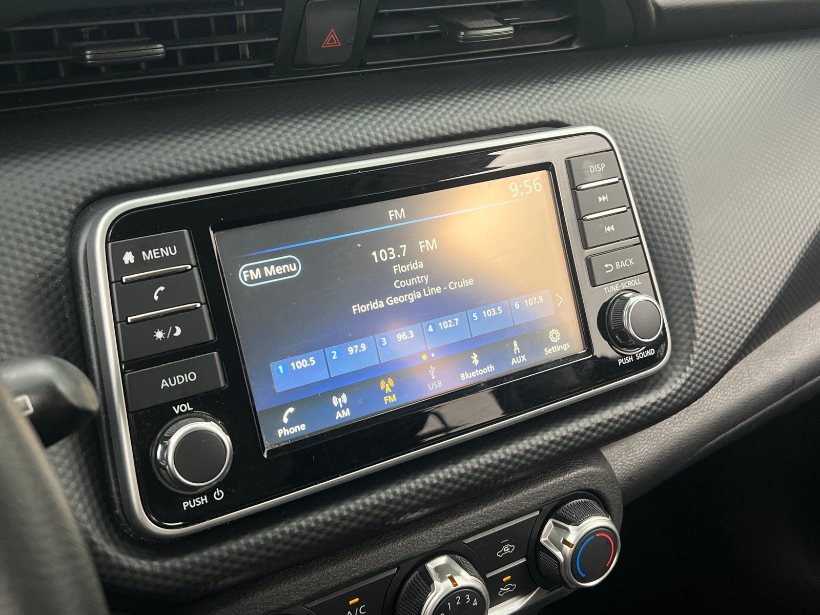 Thumbnail: 2021 Nissan Kicks - 4