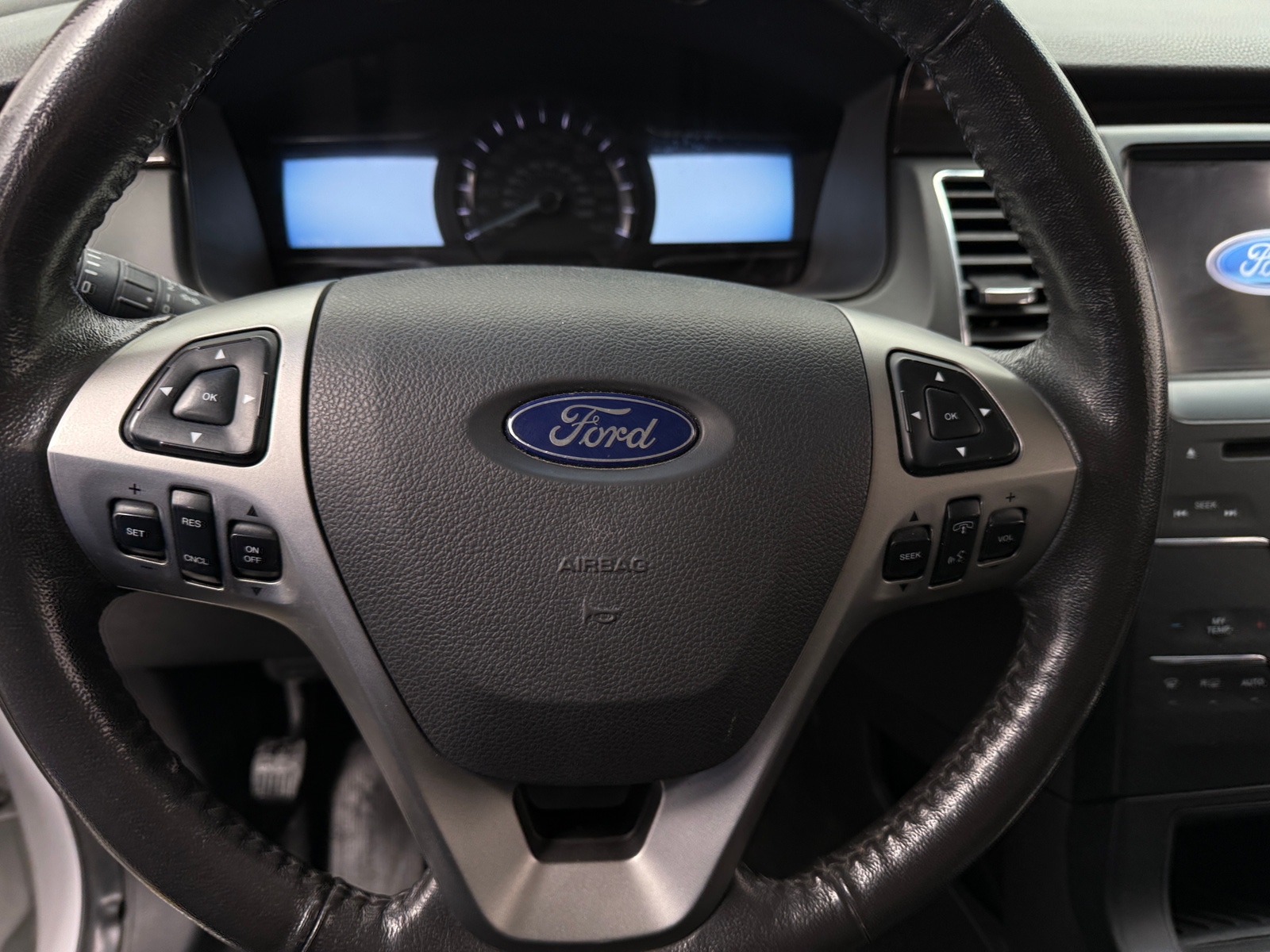 Thumbnail: 2019 Ford Flex - 4