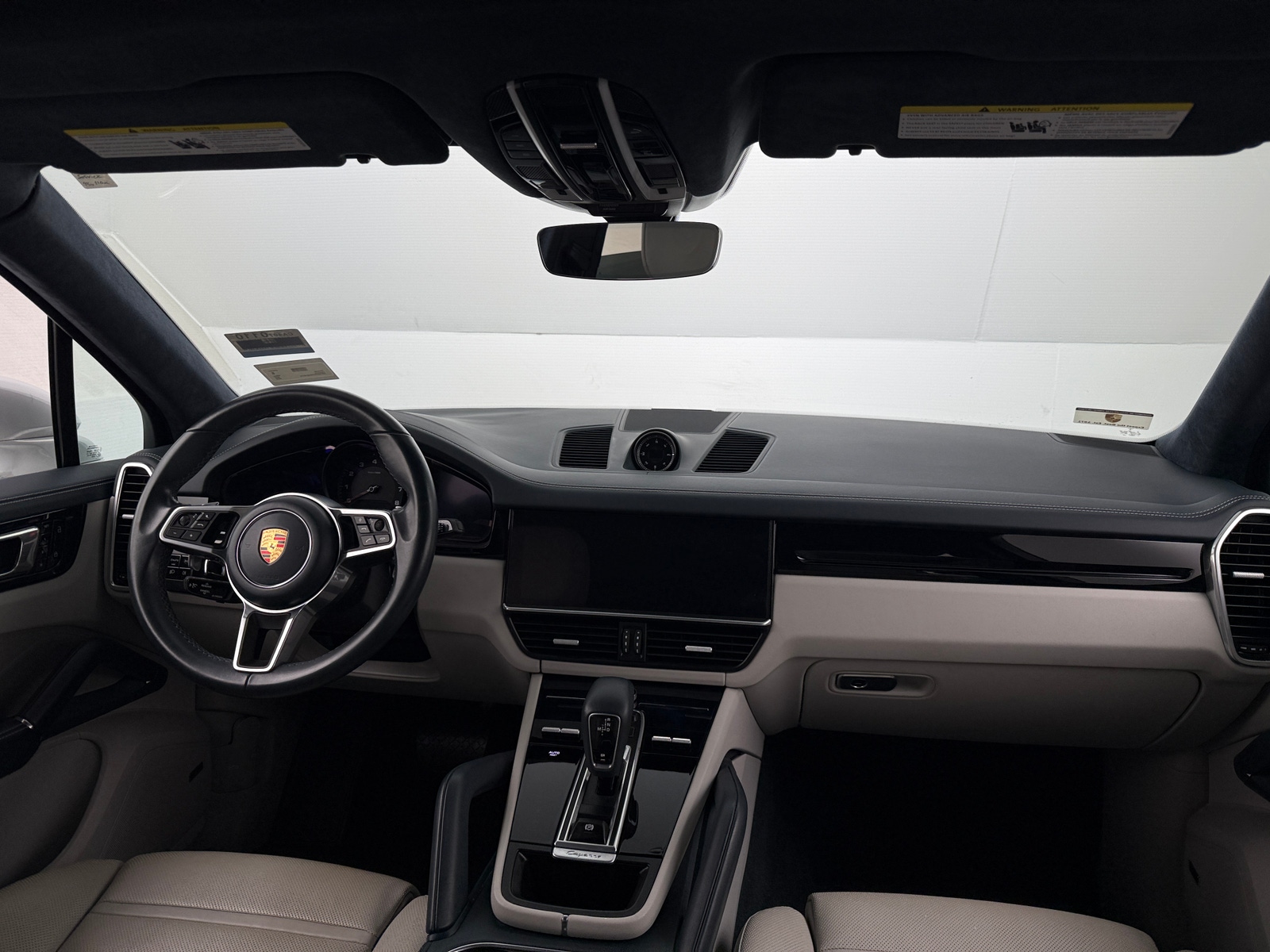 Thumbnail: 2019 Porsche Cayenne - 2