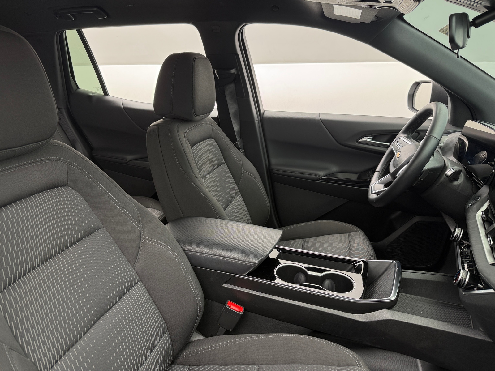 Thumbnail: 2025 Chevrolet Equinox - 2