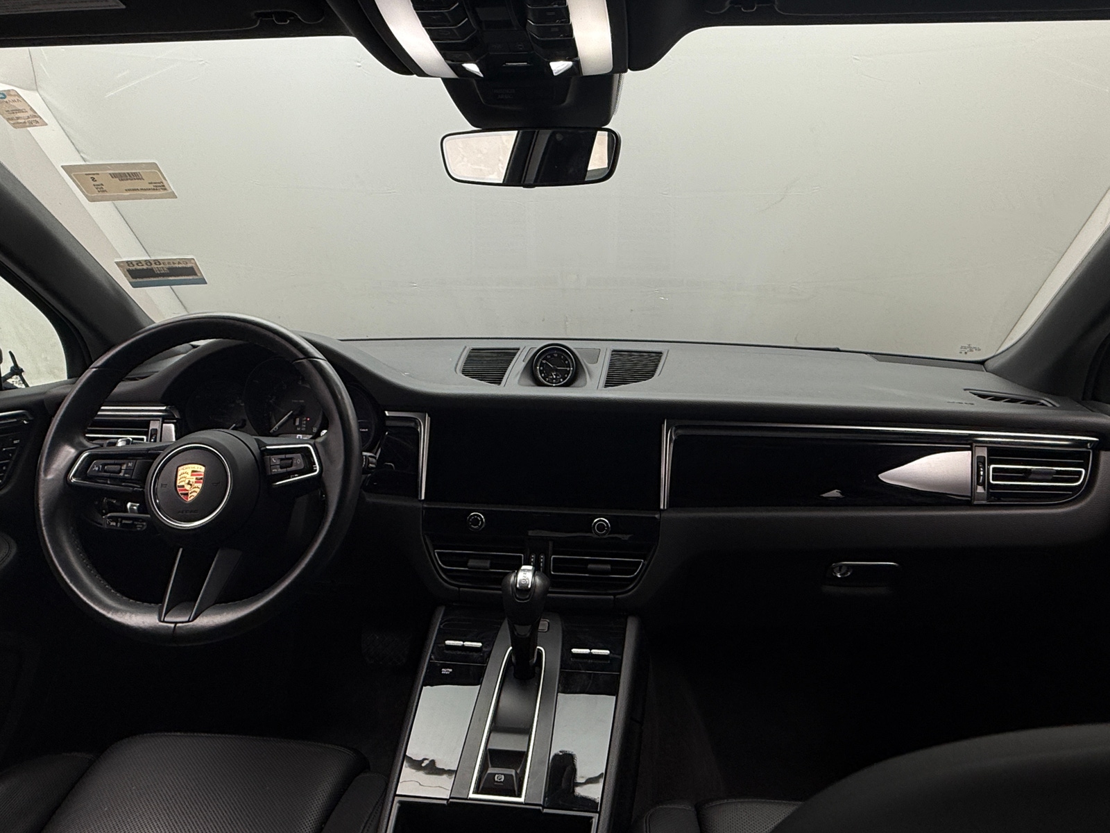 Thumbnail: 2024 Porsche Macan - 2