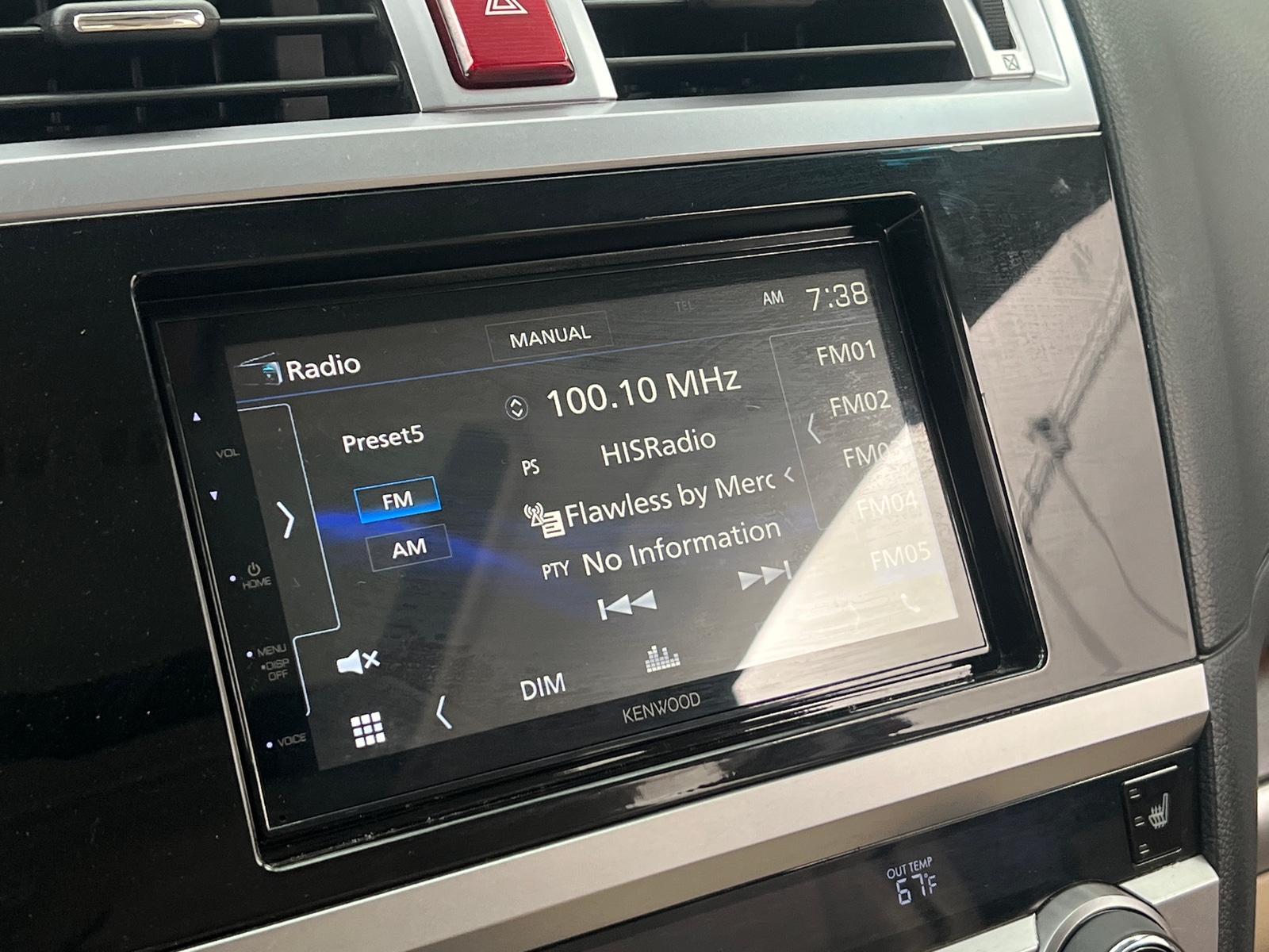 Thumbnail: 2015 Subaru Outback - 3