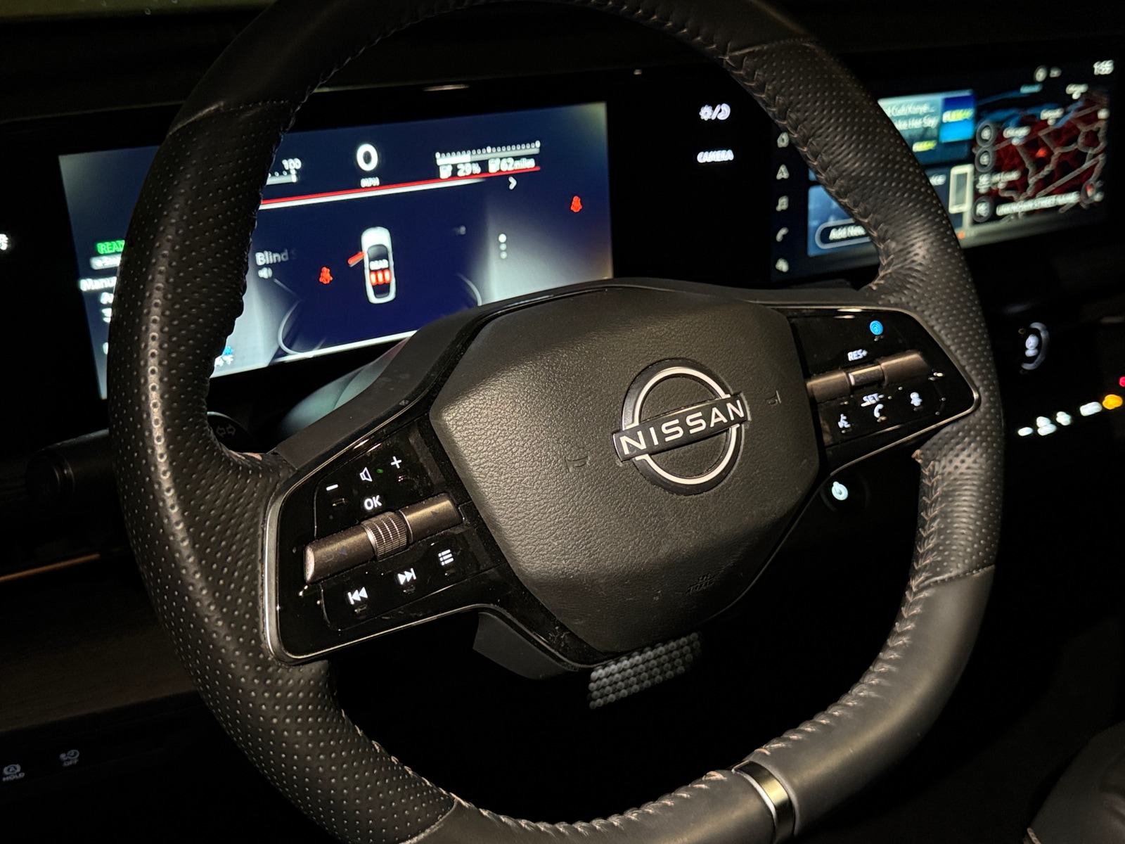 Thumbnail: 2023 Nissan Ariya - 5