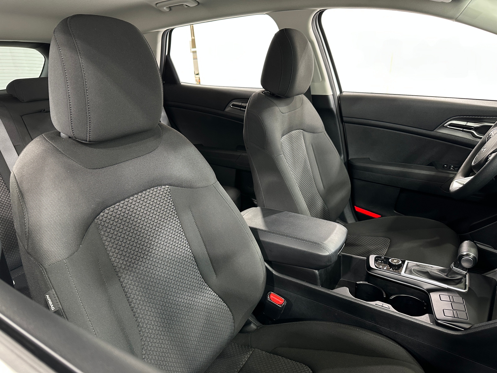 Thumbnail: 2025 Kia Sportage - 2