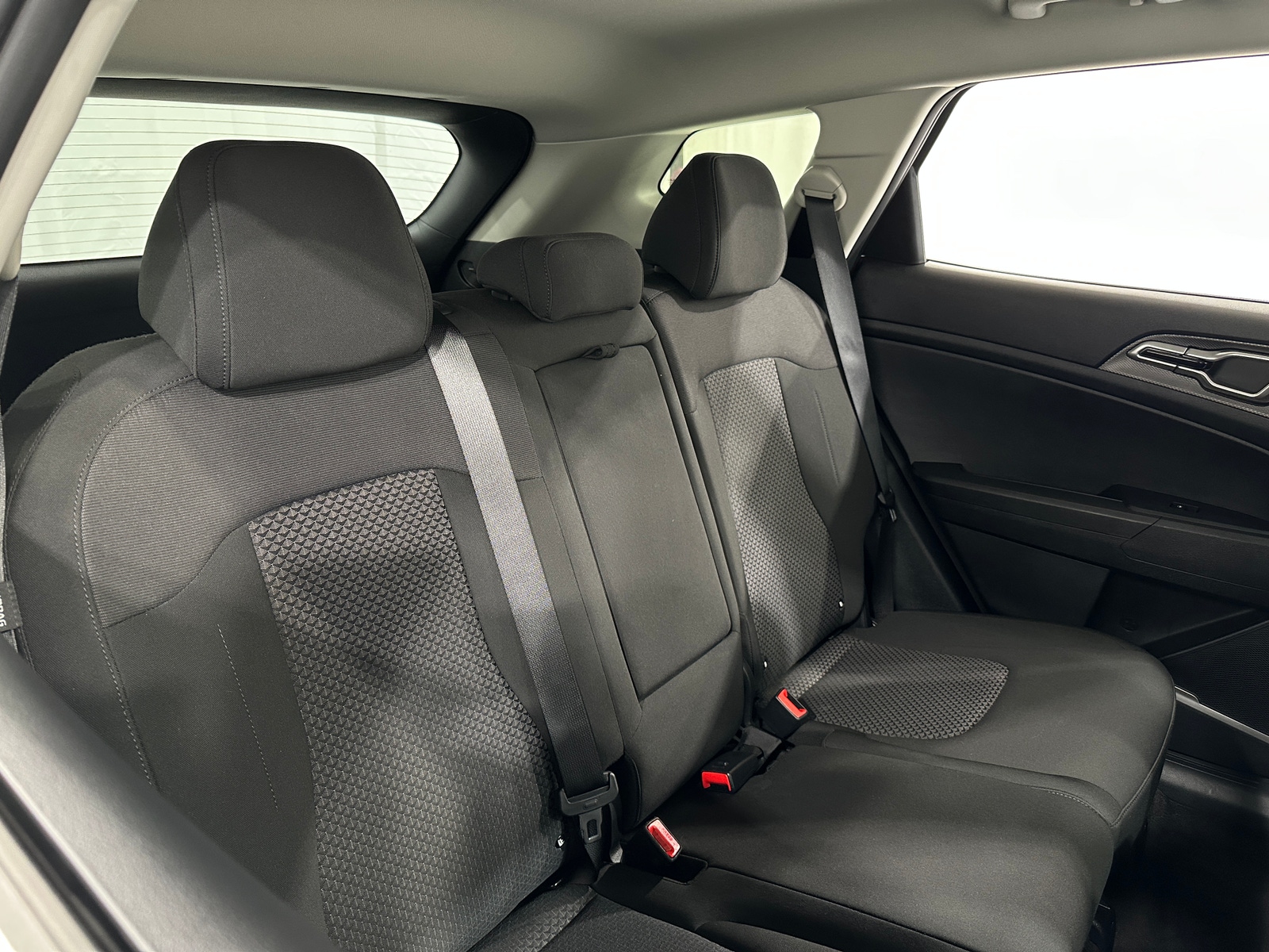 Thumbnail: 2025 Kia Sportage - 6