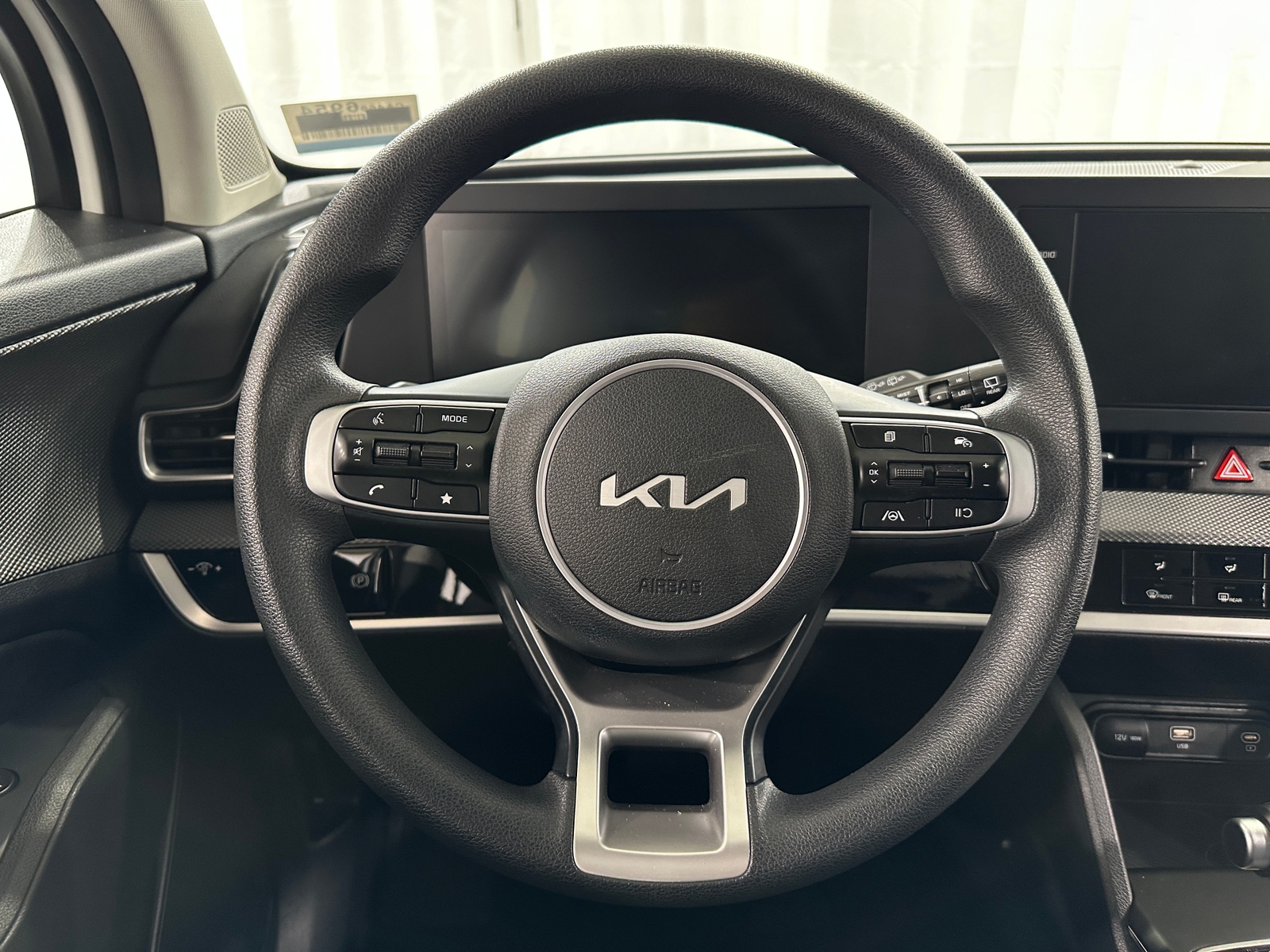 Thumbnail: 2025 Kia Sportage - 5