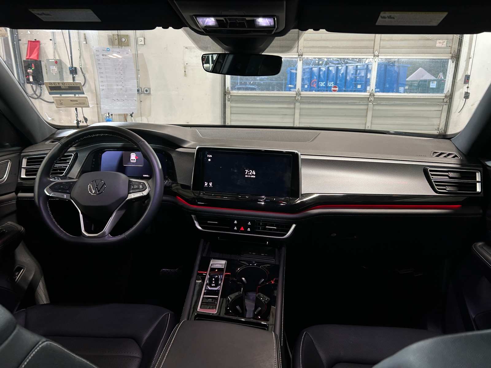 Thumbnail: 2025 Volkswagen Atlas - 3