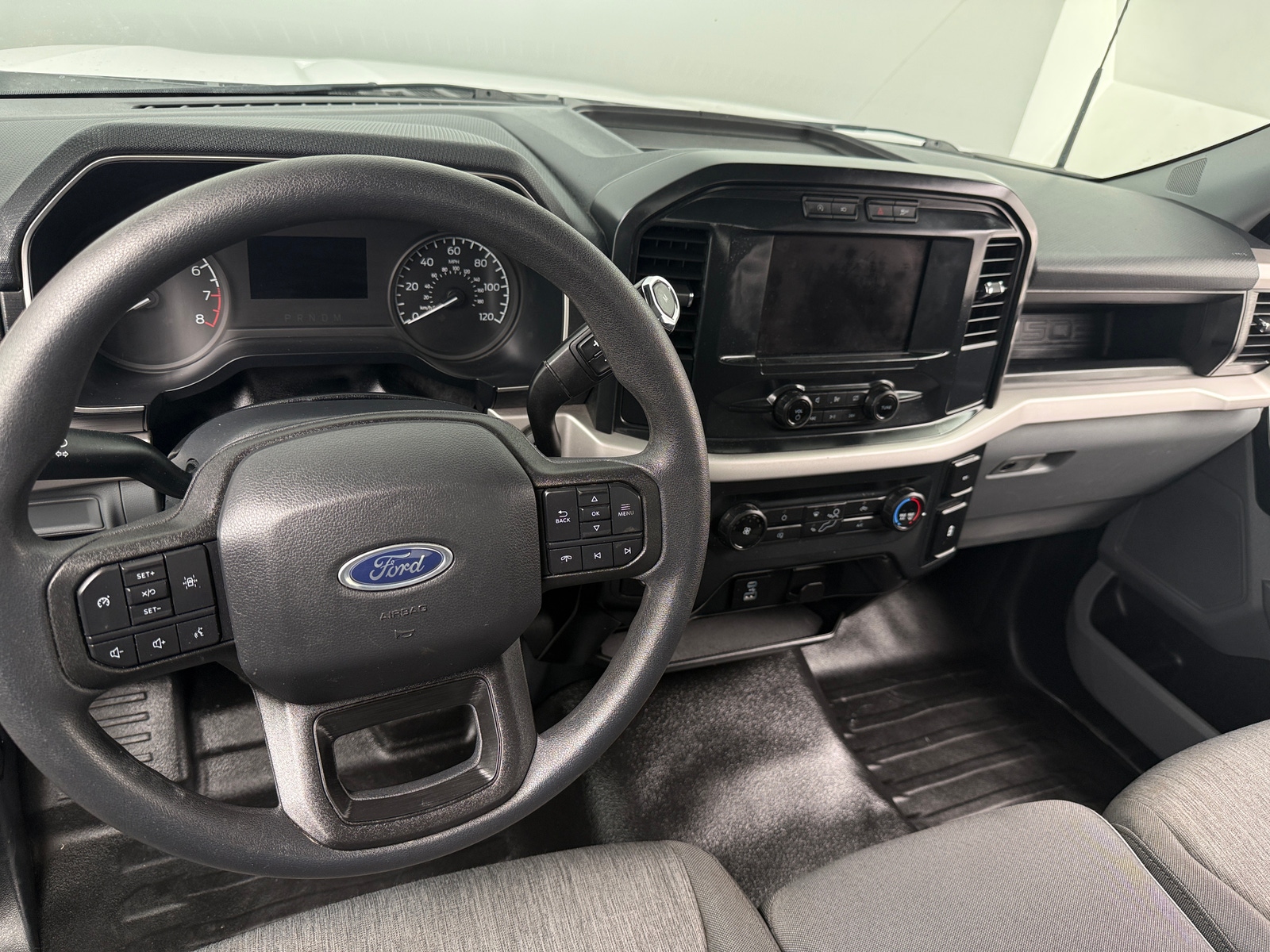 Thumbnail: 2022 Ford Econoline - 3